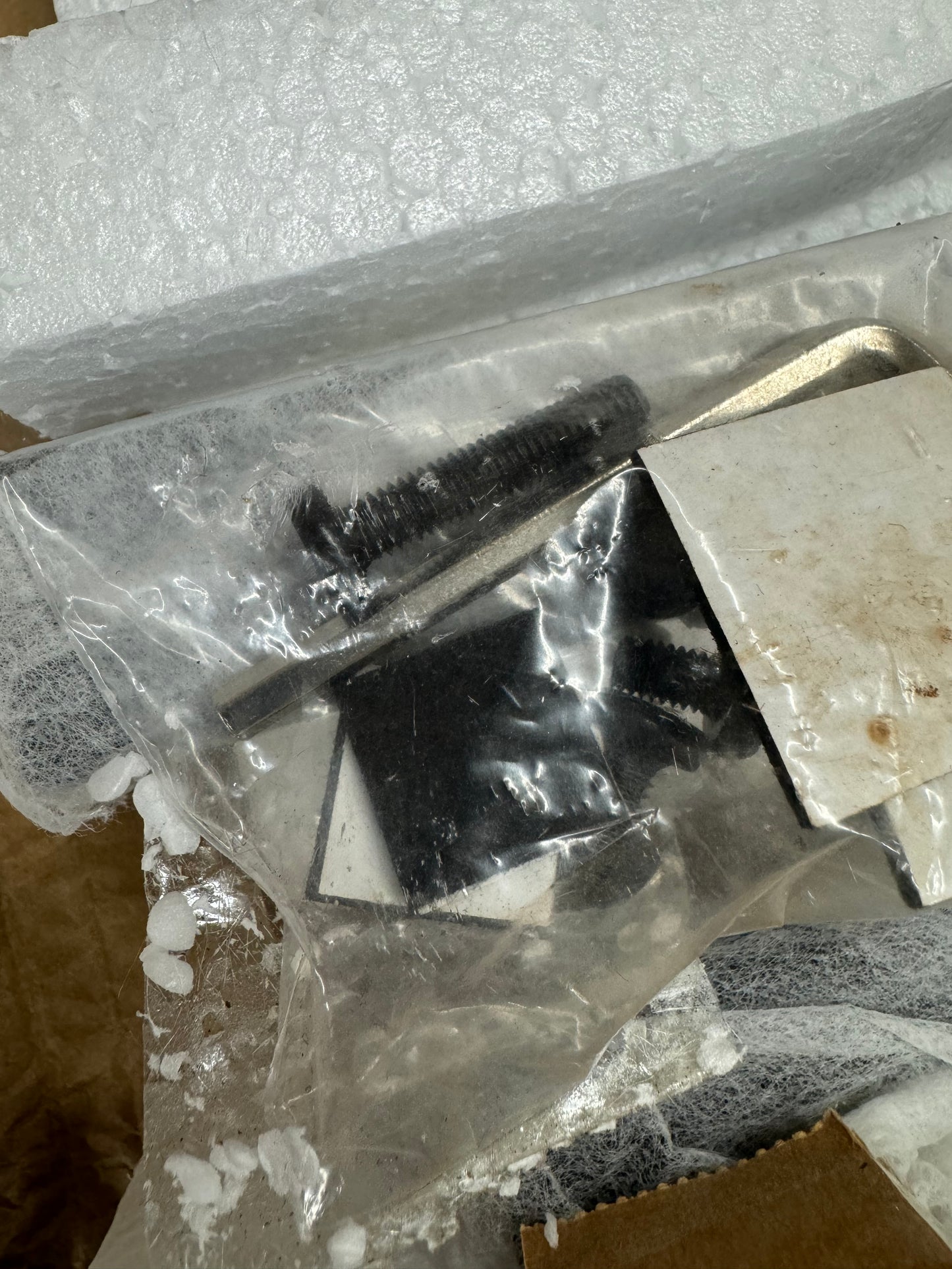 C-Shaped End Table, Round Couch Table for Living Room, Side Table for Bedroom, C Table with Metal Frame for Couch, Sofa, Bedside and Tv Tray, Rustic B