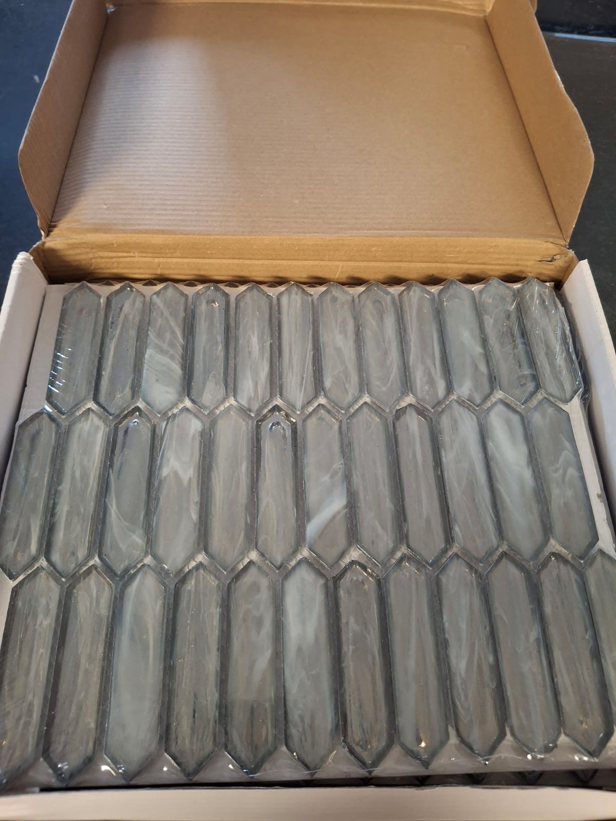 Open Box Ivy Hill Tile Fargin Silver Haze Elongated Hexagon 12 in. x 10 in. x 7mm Polished Glass Mosaic Tile (0.82 sq. ft.)