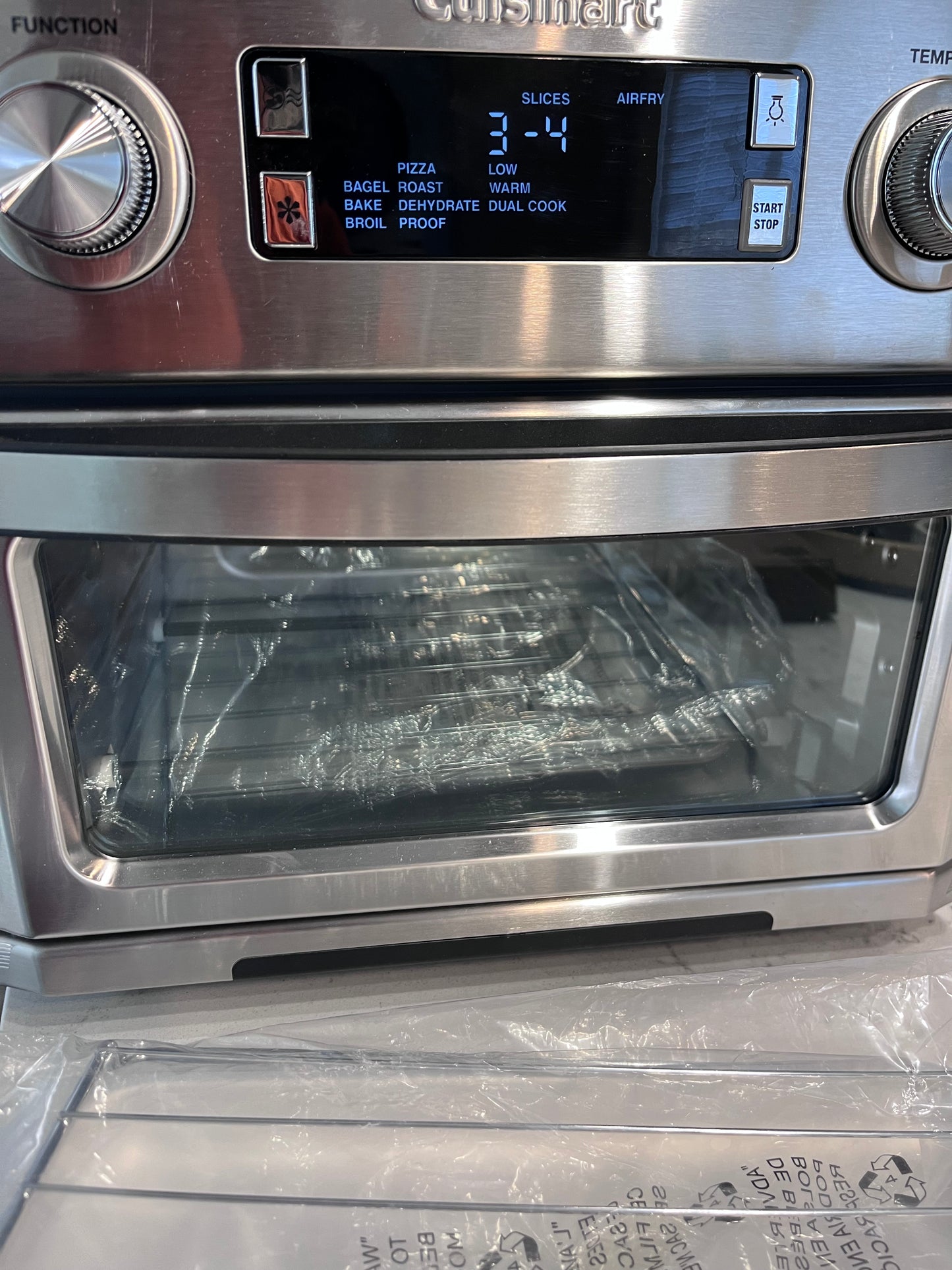 Open Box Cuisinart Digital Model Airfryer Toaster Oven 0.6 cu ft CTOA-130PC2 - Silver