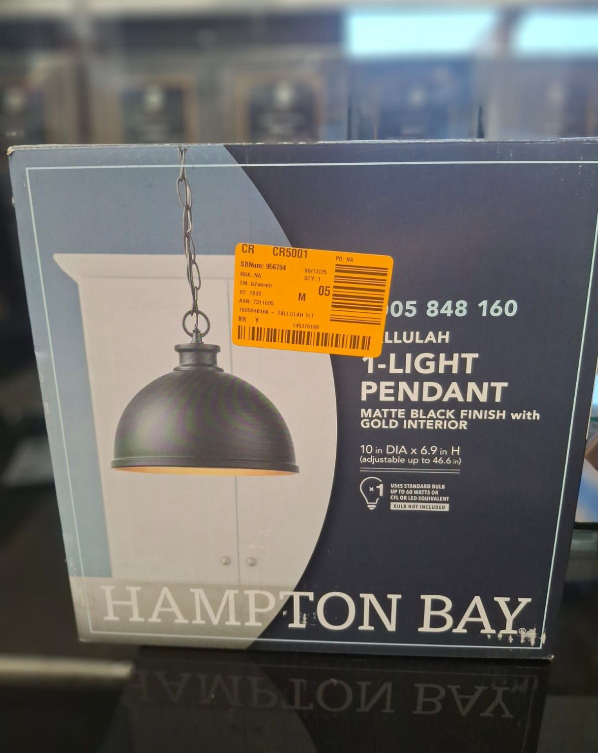 Open Box Hampton Bay Talullah 1-Light Matte Black Pendant Lighting with Gold Interior
