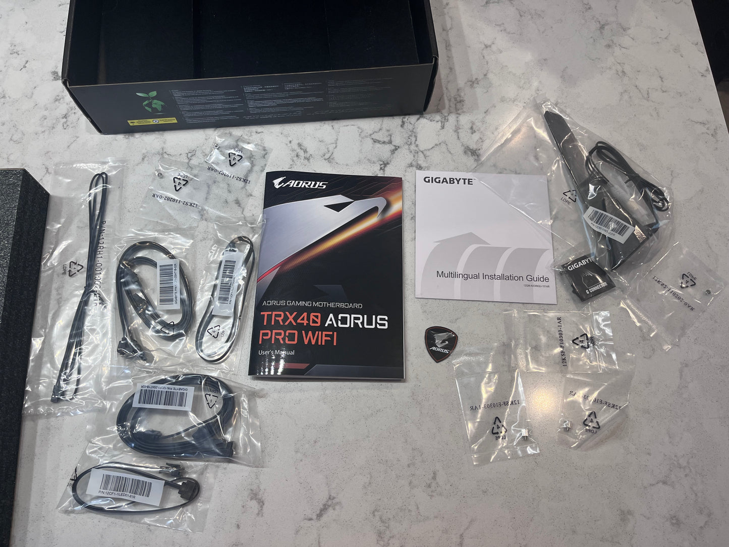 GIGABYTE TRX40 AORUS PRO WIFI (sTRX/AMD/TRX40/Fins-Array
