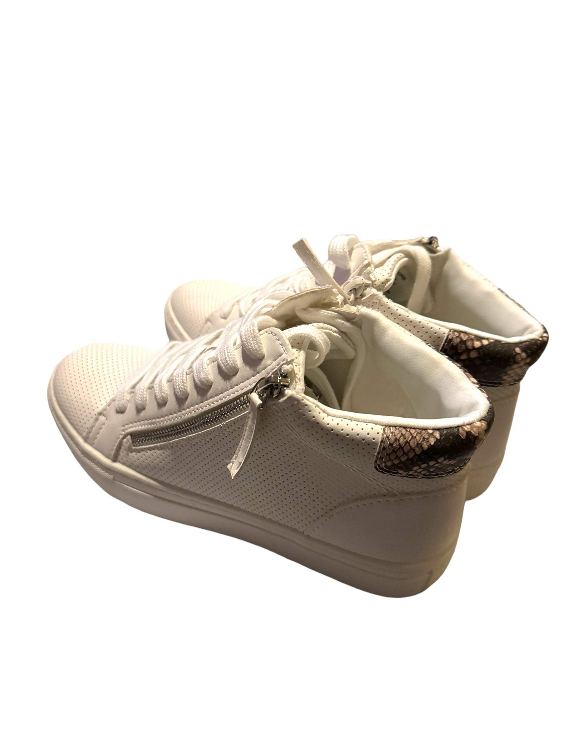 Universal Thread Brooklyn Lace Up Sneakers white size 8.5 with side zipper and snake print detail on heel