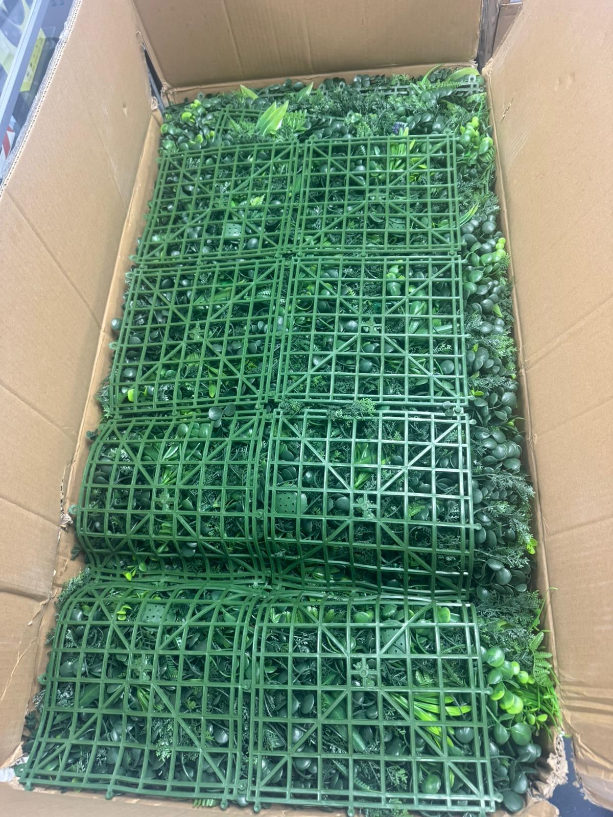 Open Box NatraHedge Artificial Kauai Living Wall Vertical Garden for Outdoor Hedge Installments or Indoor Decor (5 Pack) 28 SQF