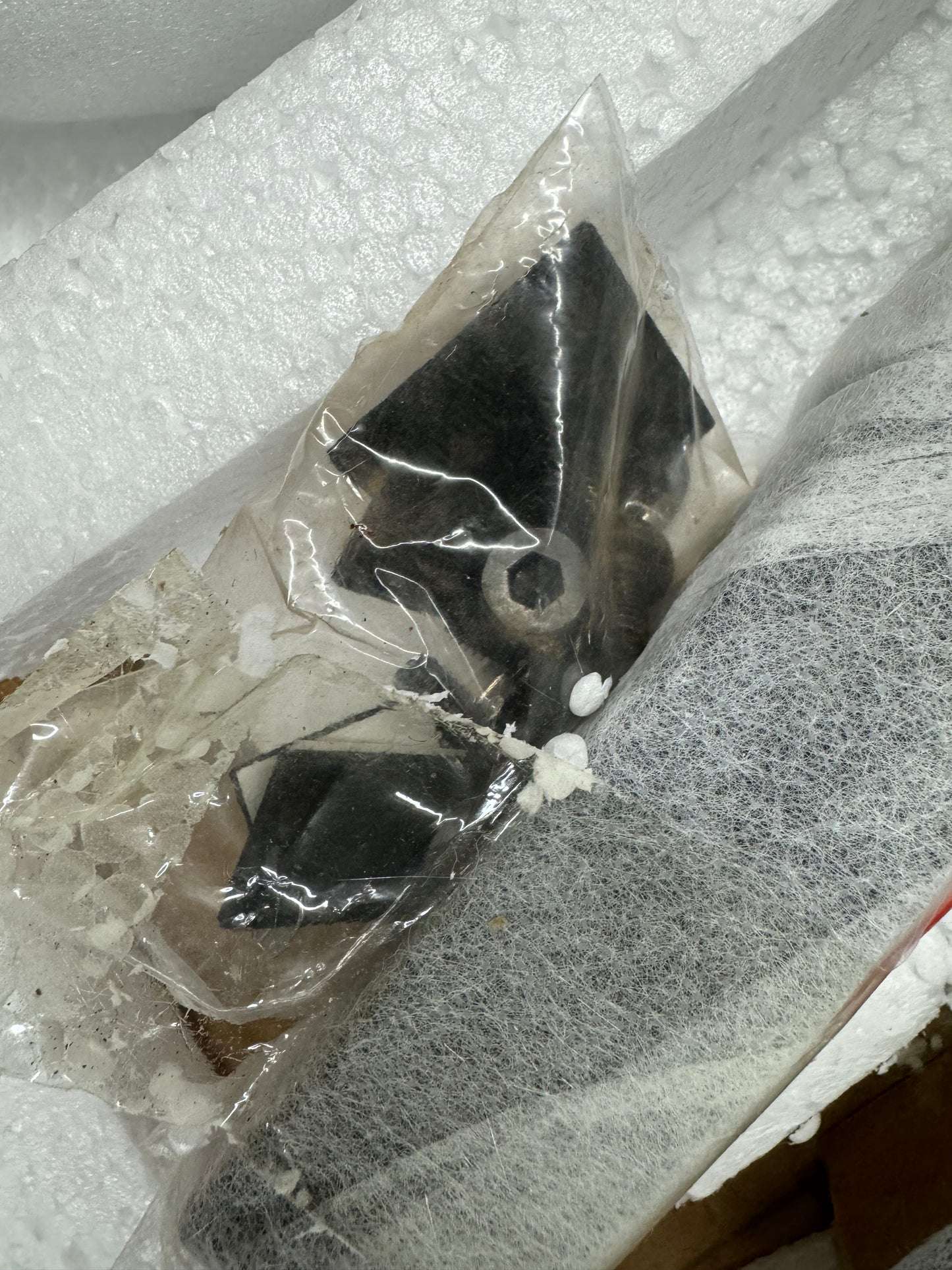 C-Shaped End Table, Round Couch Table for Living Room, Side Table for Bedroom, C Table with Metal Frame for Couch, Sofa, Bedside and Tv Tray, Rustic B