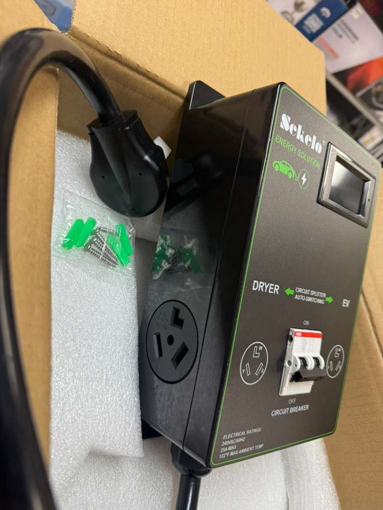 Open Box Sekelo Smart EV Charging Integration: Sekelo Automatic Power Switch for Dryer & EV, NEMA 10-30, Fast Charging, Realtime Display