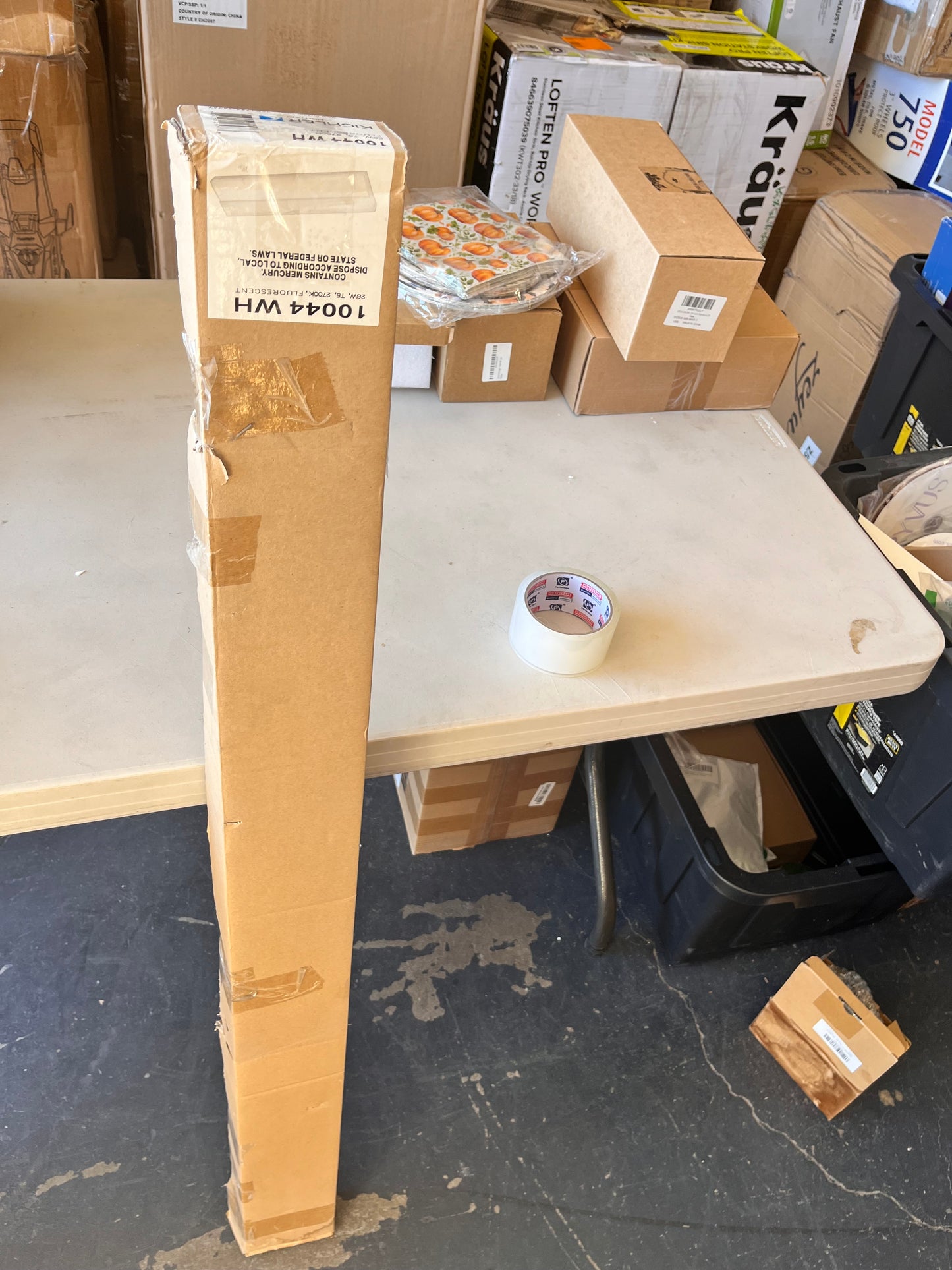 Open Box New Kichler 10044WH DIRECT-WIRE FLUORESCENT 28W