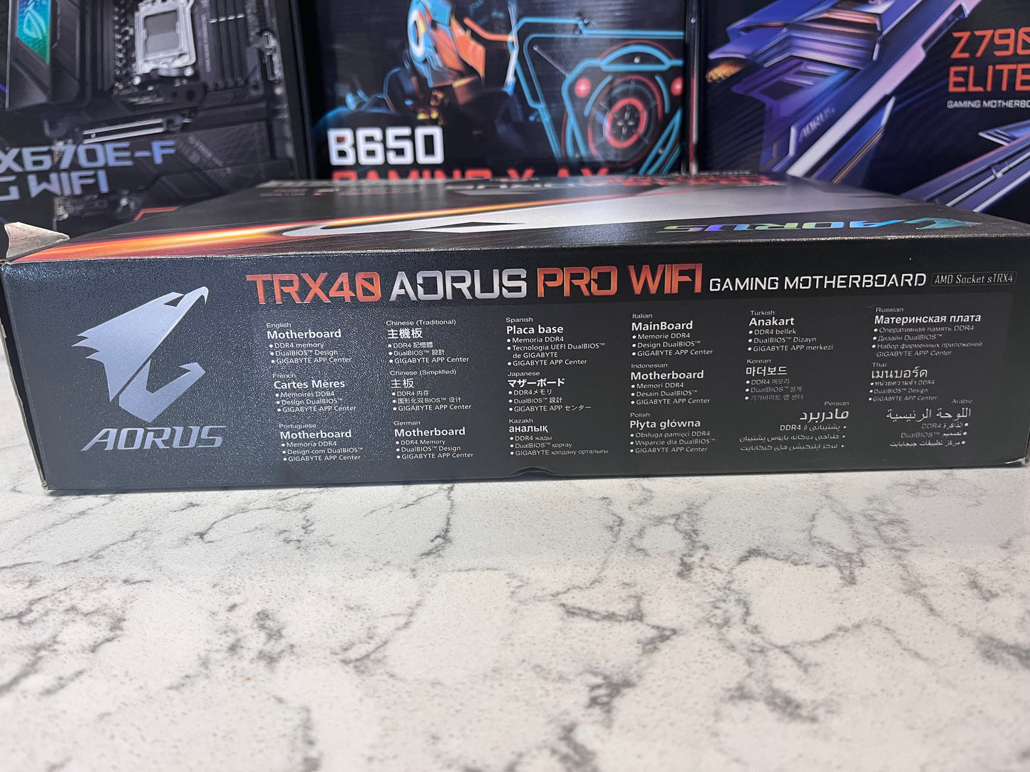 GIGABYTE TRX40 AORUS PRO WIFI (sTRX/AMD/TRX40/Fins-Array
