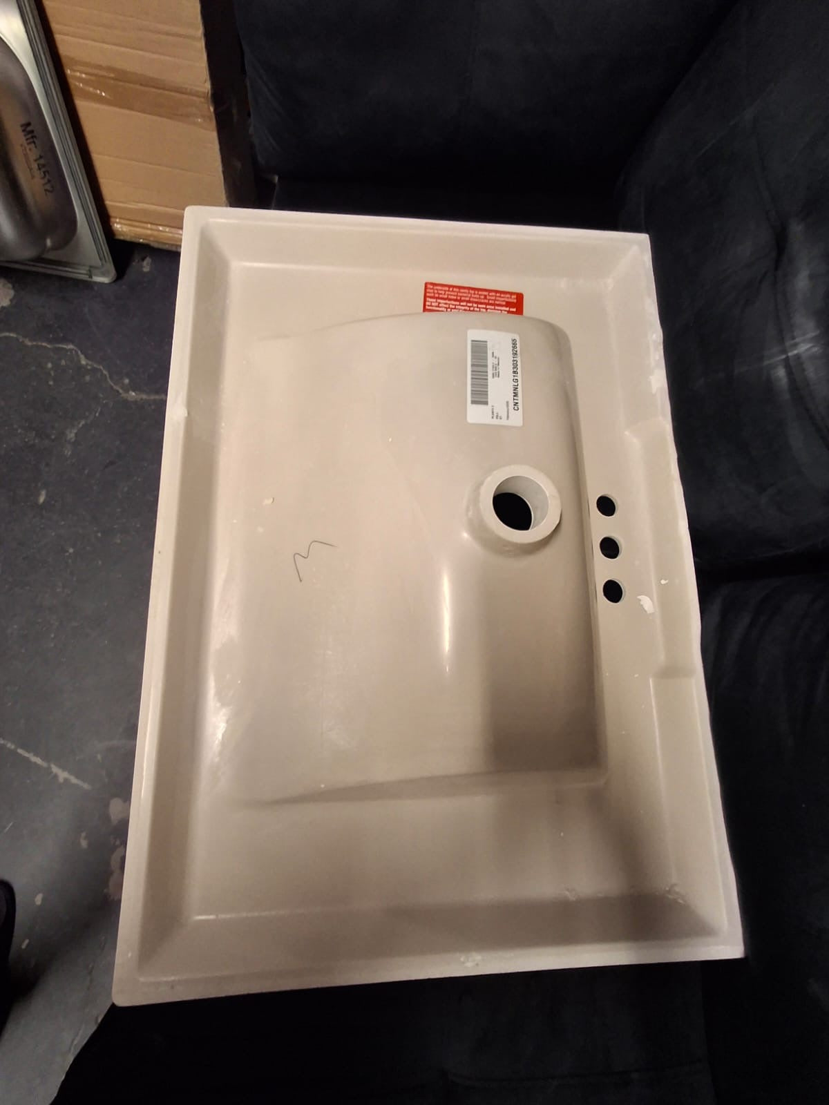 Open Box Glacier Bay 31 in. W x 22 in. D Cultured Marble White Rectangular Single Sink Vanity Top in White