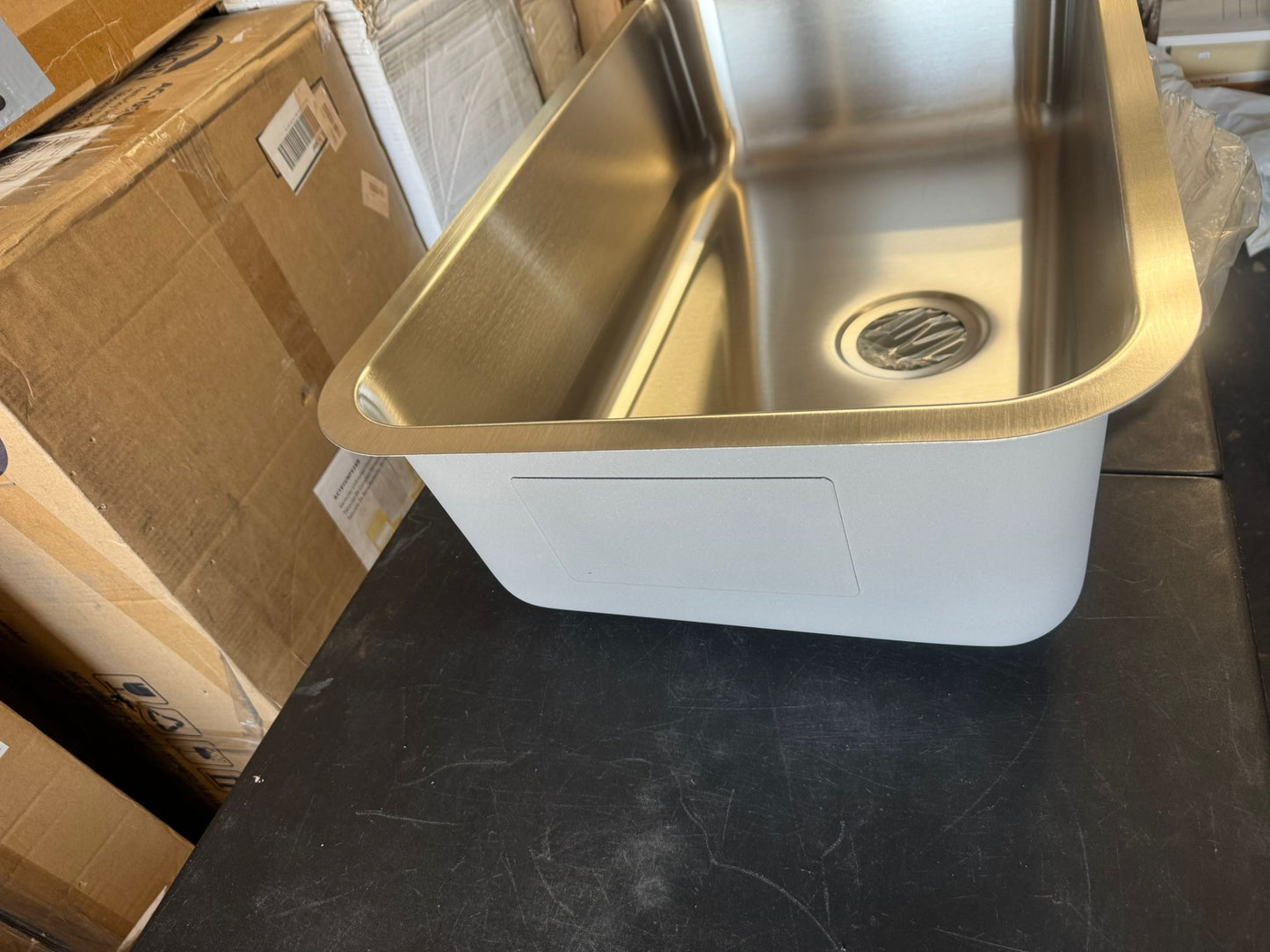 Open Box Glacier Bay Builder 30 in. Undermount Single Bowl 18 Gauge Stainless Steel Kitchen Sink with Strainer