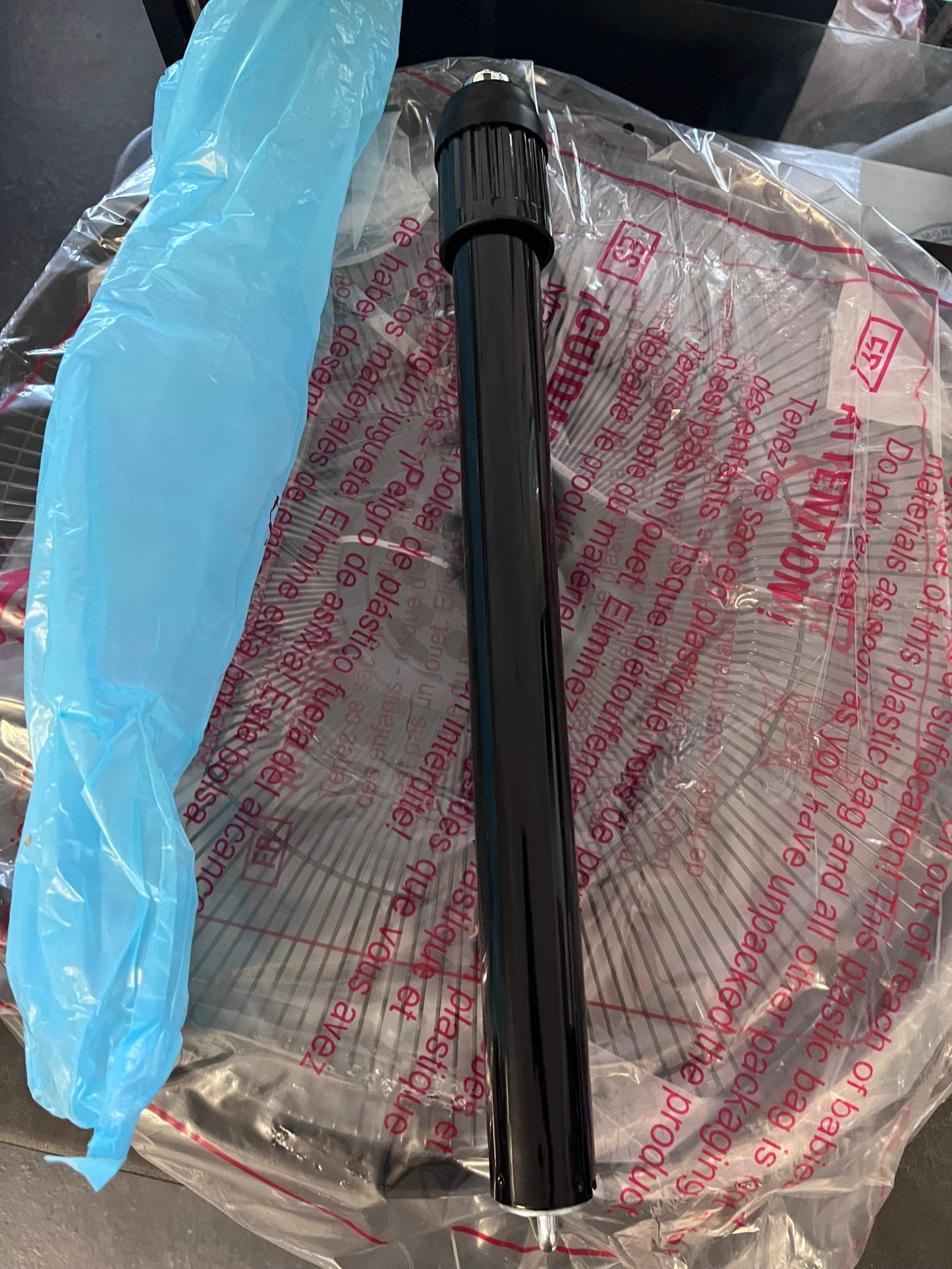 Open Box Pelonis 18 in. 3 Speeds Outdoor Misting Pedestal Fan in Black with 80° Oscillation 1600 CFM for up to 500 sq. ft