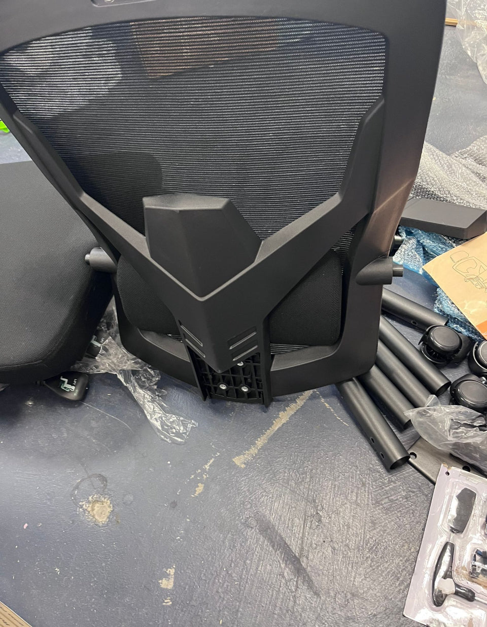 Open box GlasFlength Mesh Ergonomic Office Chair with Foot Rest, Big and Tall Comty Computer Desk Chair with Adjustable Headrest Backrest, Swivel Exec