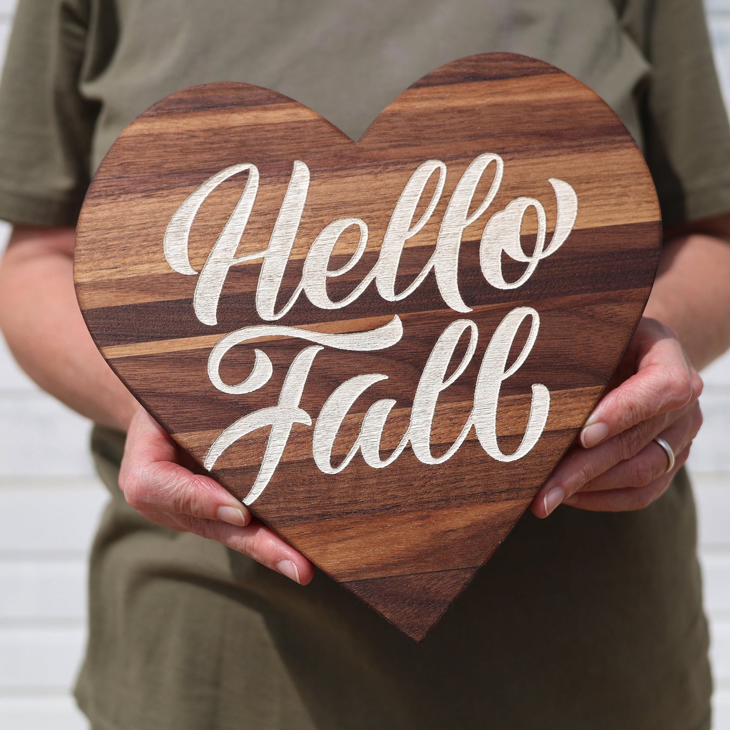 Hello Fall Wall-Hanging Hearts