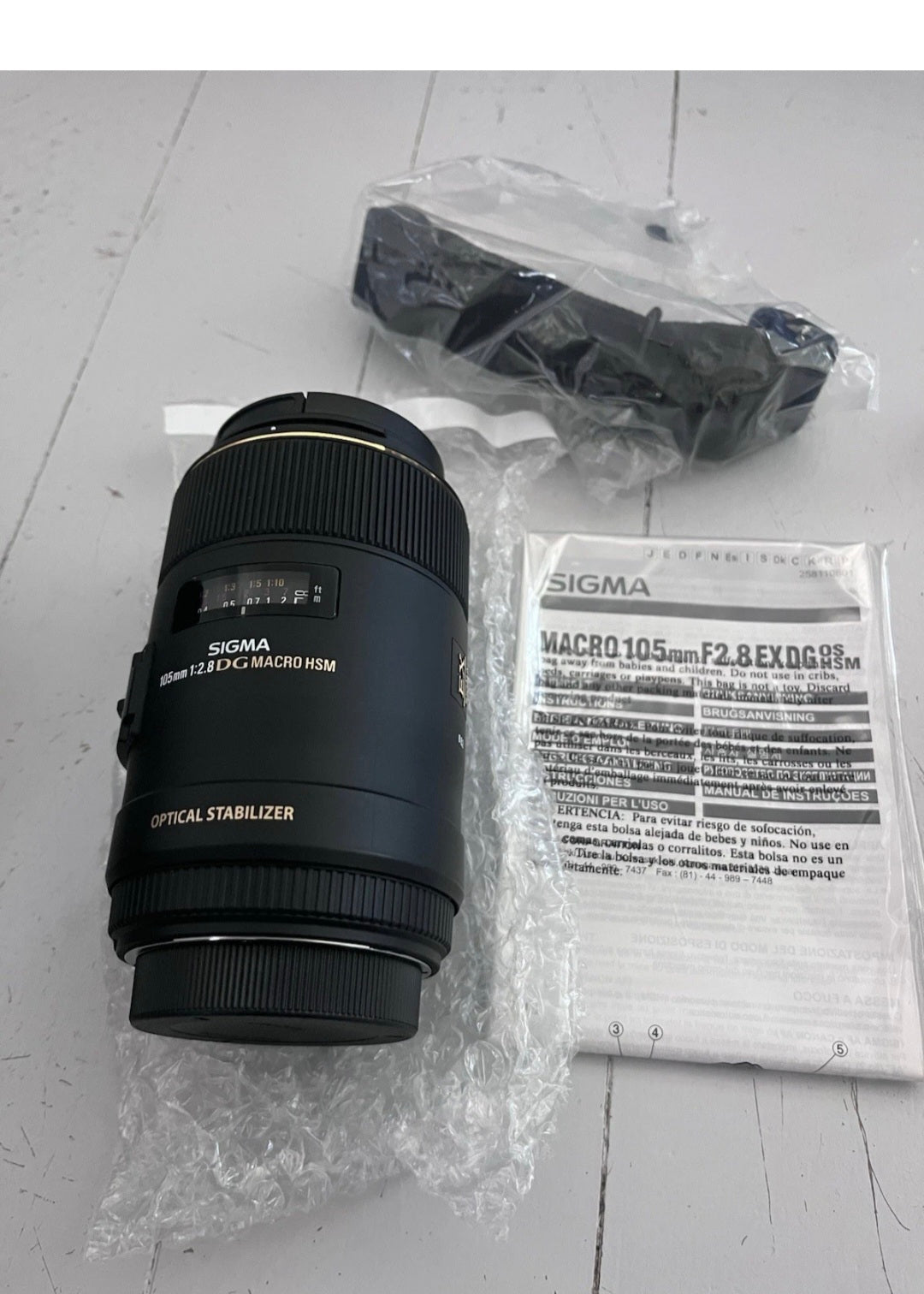 Sigma 258306 105mm F2.8 EX DG OS HSM Macro Lens for Nikon DSLR Camera