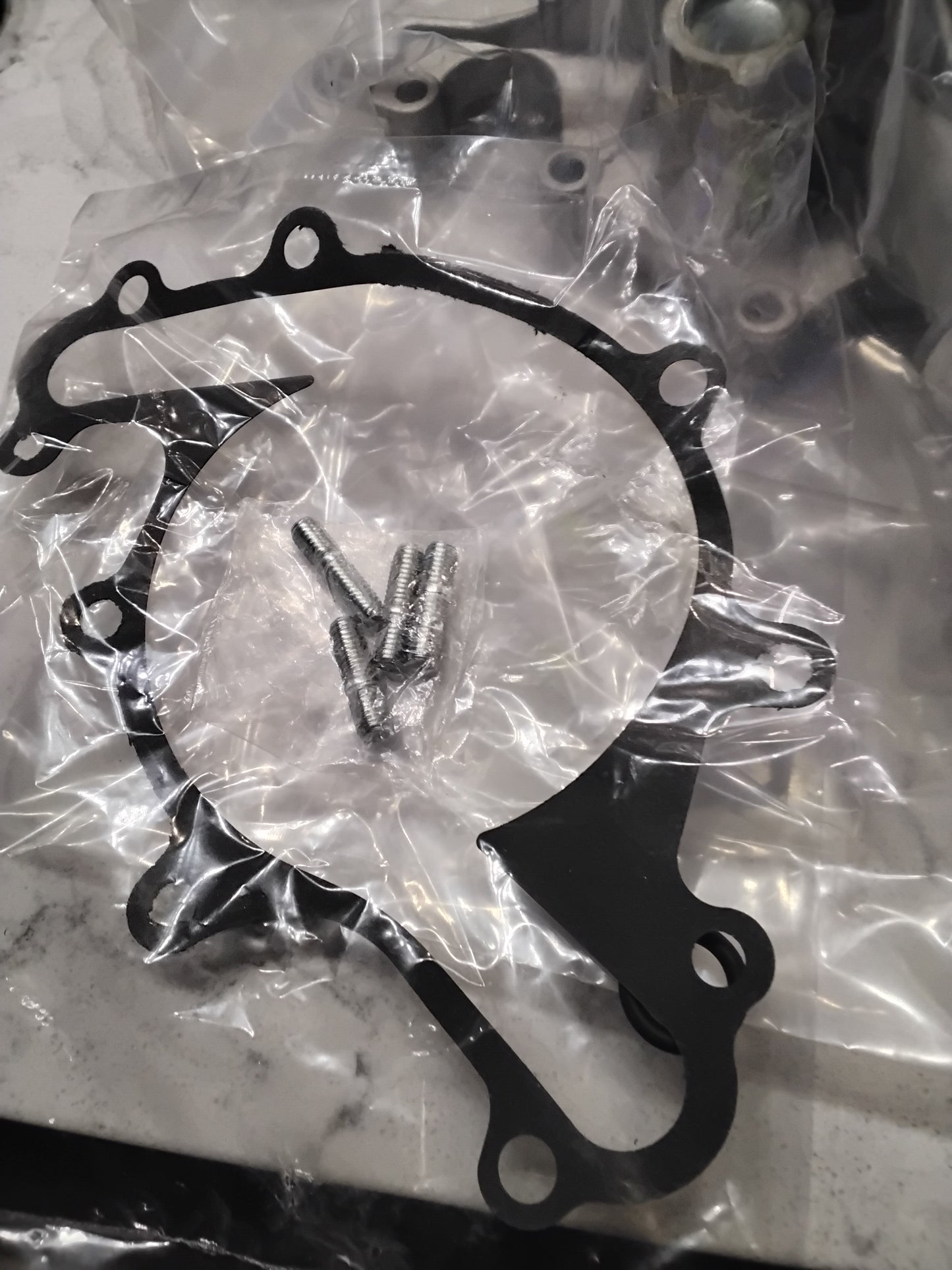 OPEN BOX SEALED AUQDD AW4105 (Fit 4.2L V6 Only) Professional Water Pump Kit With Gasket Fit For Fo-rd 2003 E-150 E-250/97-02 E-250 E-150 Econoline Club Wagon /97-08 F-150/99-01 Econoline # 3L3Z8501DB