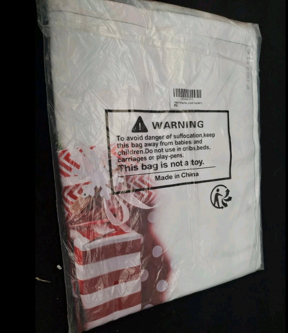 Avezano Christmas Photography Backdrop Winter Red Barn Photo Background for Kids Family Holiday Christmas Home Party Decoration Photoshoot Booth Props(8x6ft)