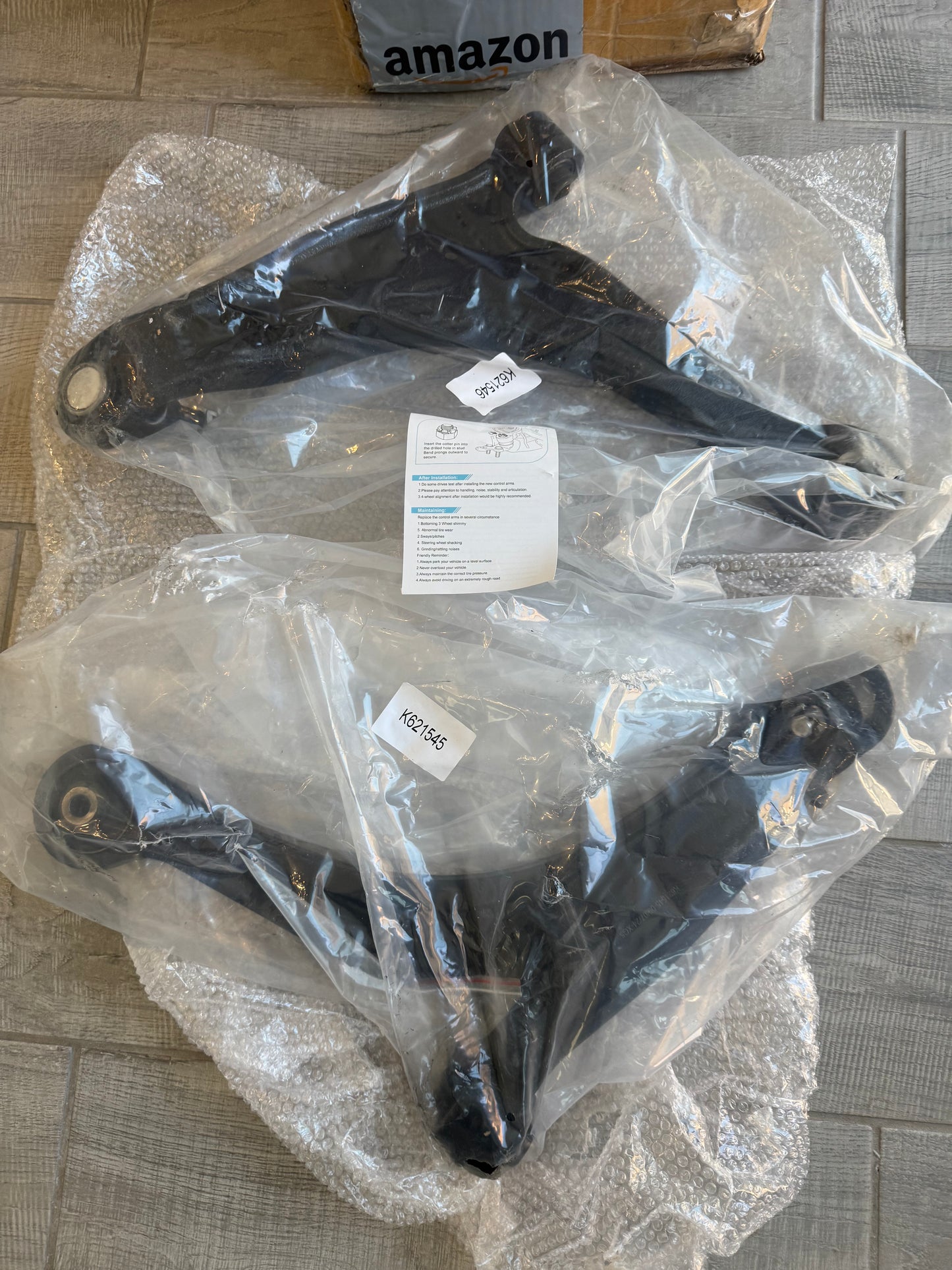 ASTARPRO - 2pcs Front Lower Control Arms with Ball Joint Assembly K621545