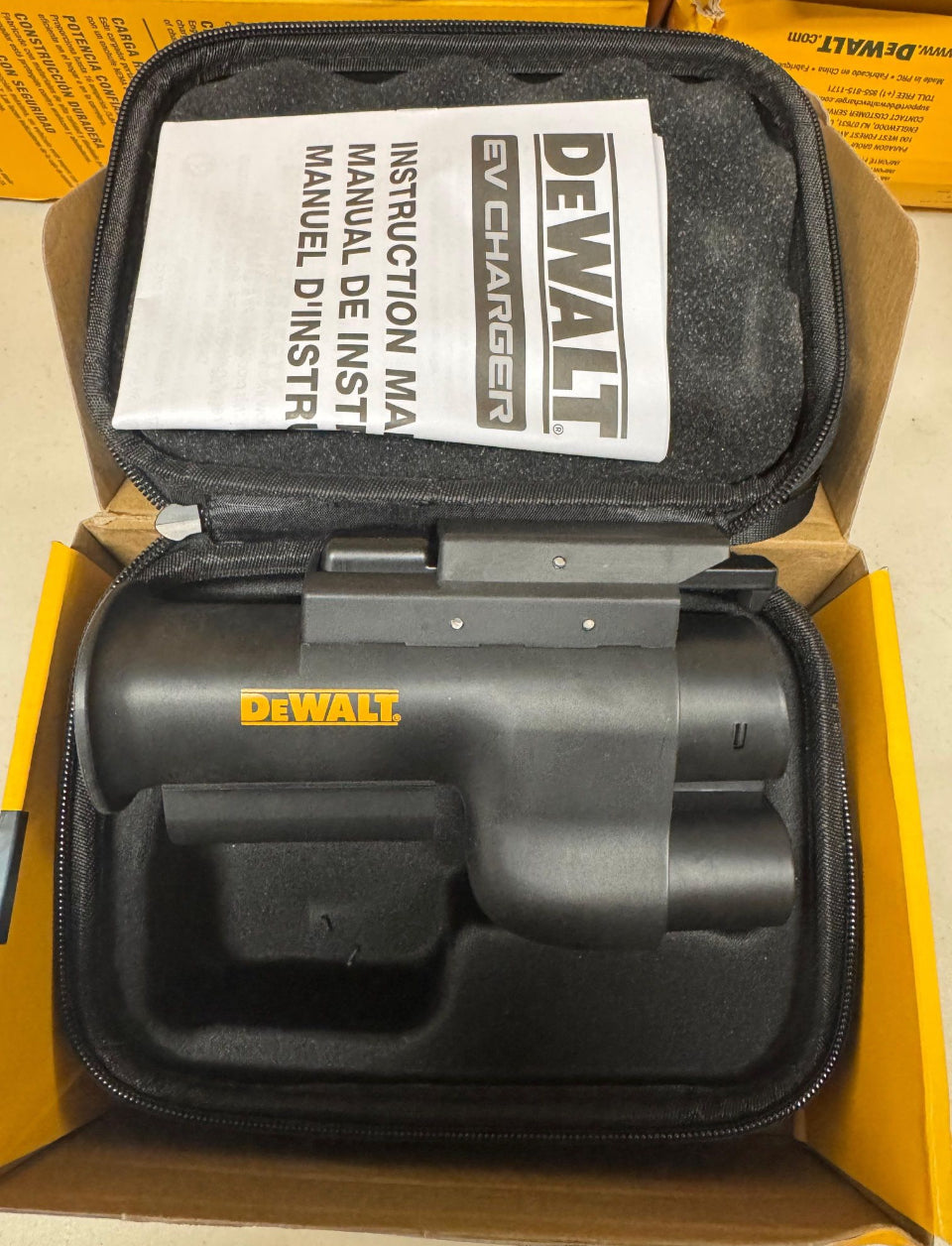 Open Box New DEWALT NACS to CCS1 Fast Charging Adapter, 500-A / 1000-Volt, Fast Charge