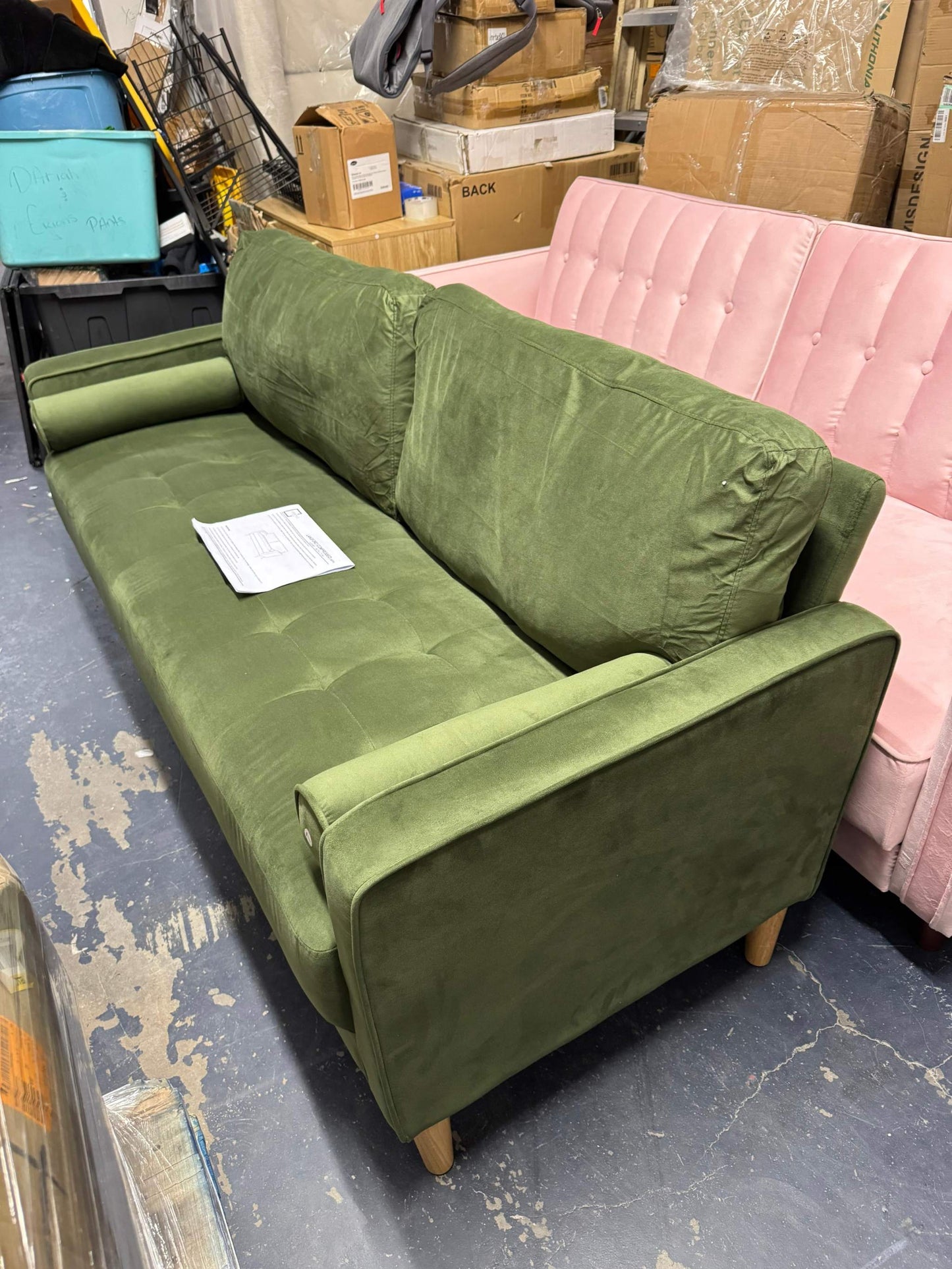 Mercury Row Garren 75.6 Tufted Sofa GREEN