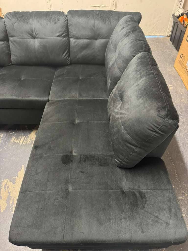 NEW ASSEMBLED FUOROLA 2 Piece Left Facing Sectional Sofa