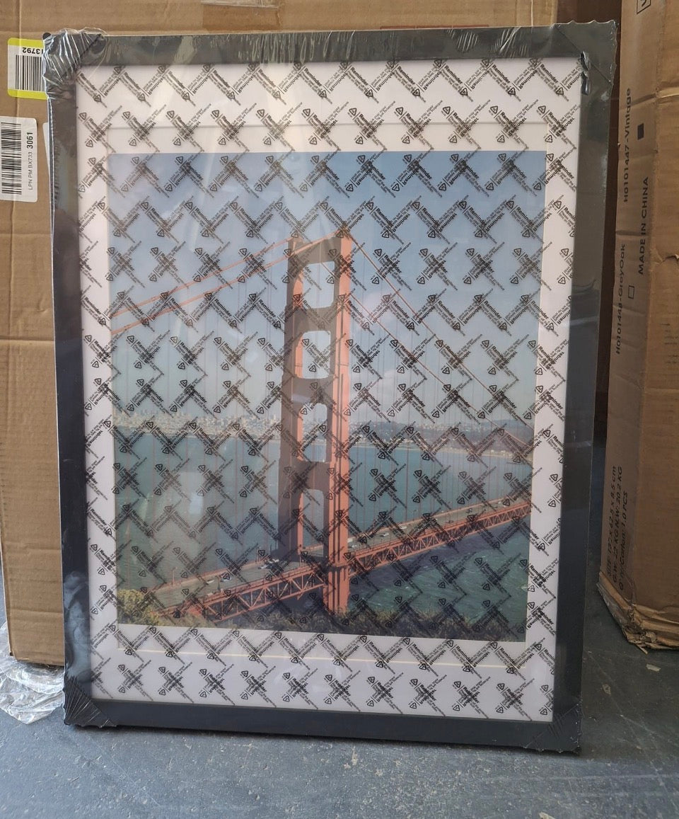 Open Box PEALSN 18x24 Picture Frame, Display Pictures 16 × 20 with Mat or 18 x 24 Without Mat for Wall Mounting Display, Poster Frames, Black