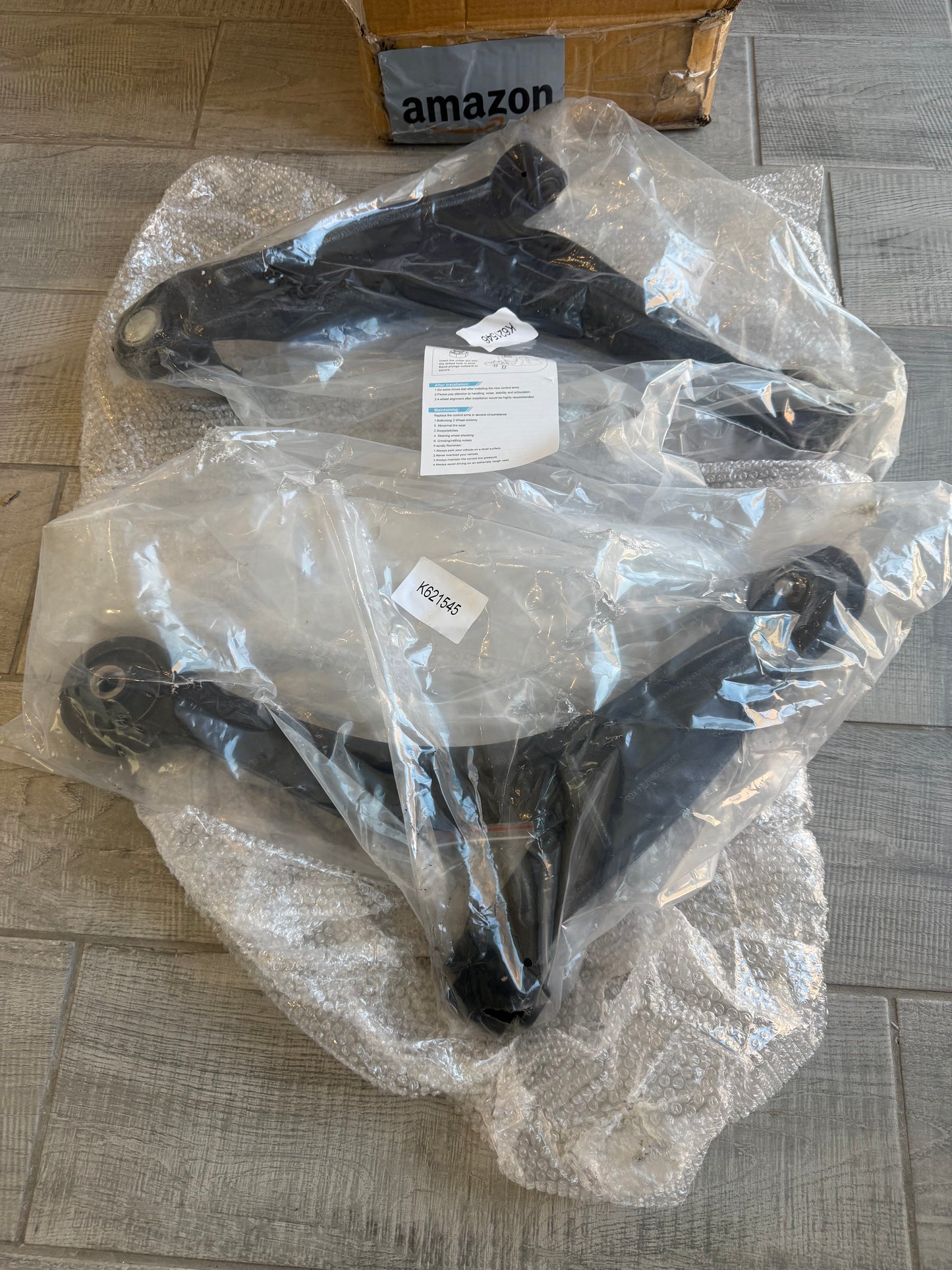 ASTARPRO - 2pcs Front Lower Control Arms with Ball Joint Assembly K621545