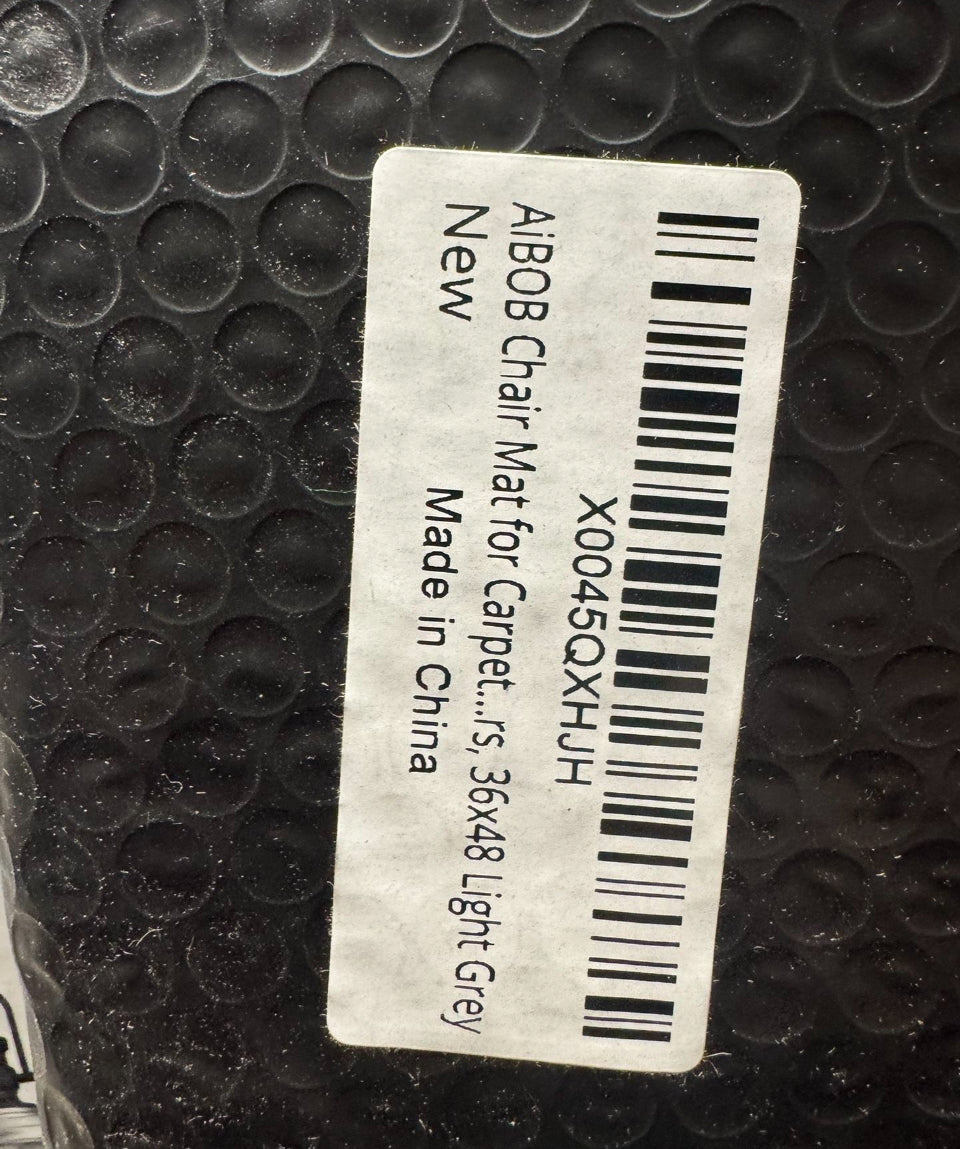 New Perfect for Carpet Floors: Protect Your Floor from Scratches and dust of Any Kind with This Perfect Chair mat for Carpeted Floors. The Office