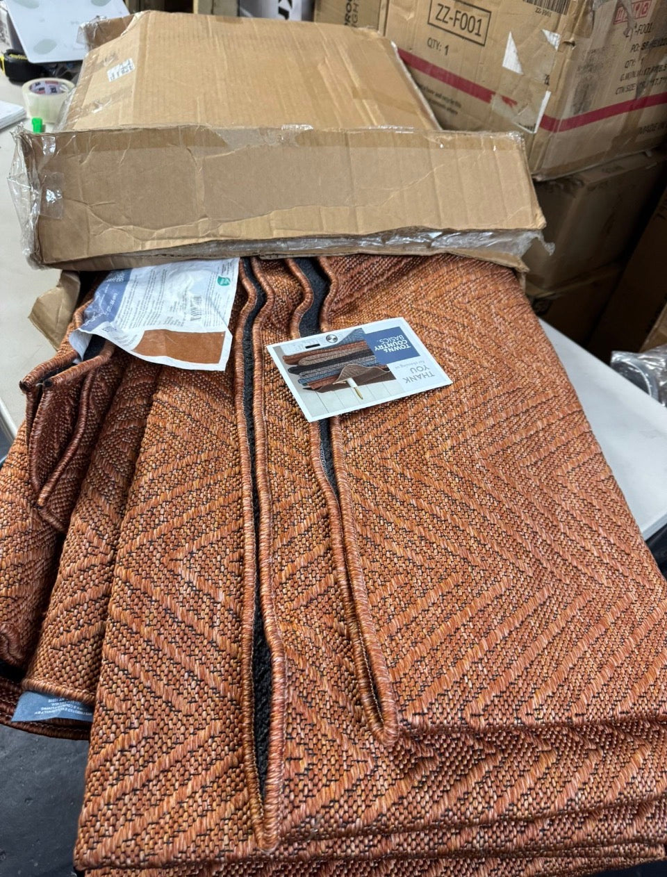 OPEN BOX NEW TOWN & COUNTRY BASICS Pax Herringbone Textured Solid Everwash® Washable Area Rug, Low Pile, Non-Slip Backing, Easy Clean Pet & Family Fri