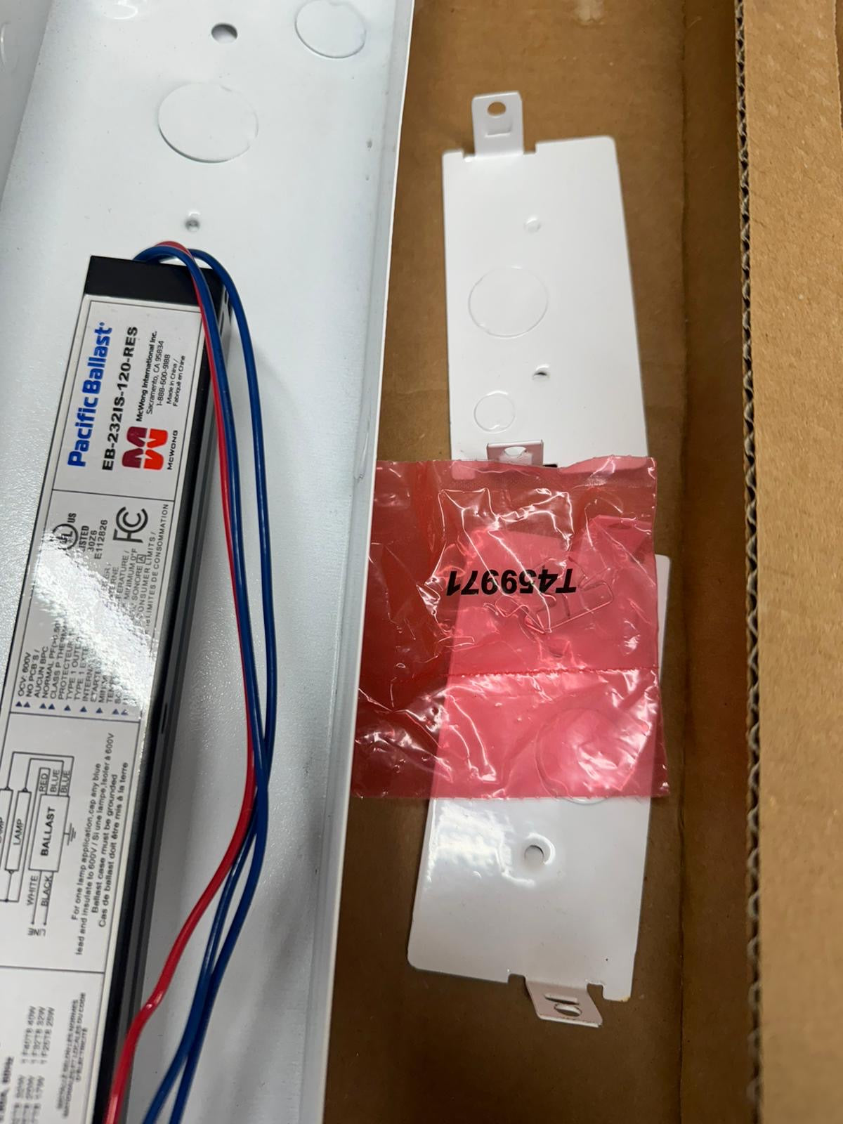 Lithonia Lightning Two-Light T8 C 232 120 GESB Fluorescent Strip Light, 32 watts, 4-feet,120 Volts, White