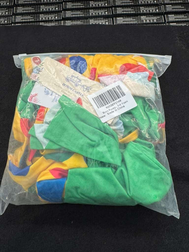 Brand New IWEMEK Girls Boys Clown Costume for Kids Funny Circus Costume Joker Cosplay Dress up Clown Hat Polka Dots Halloween Outfits