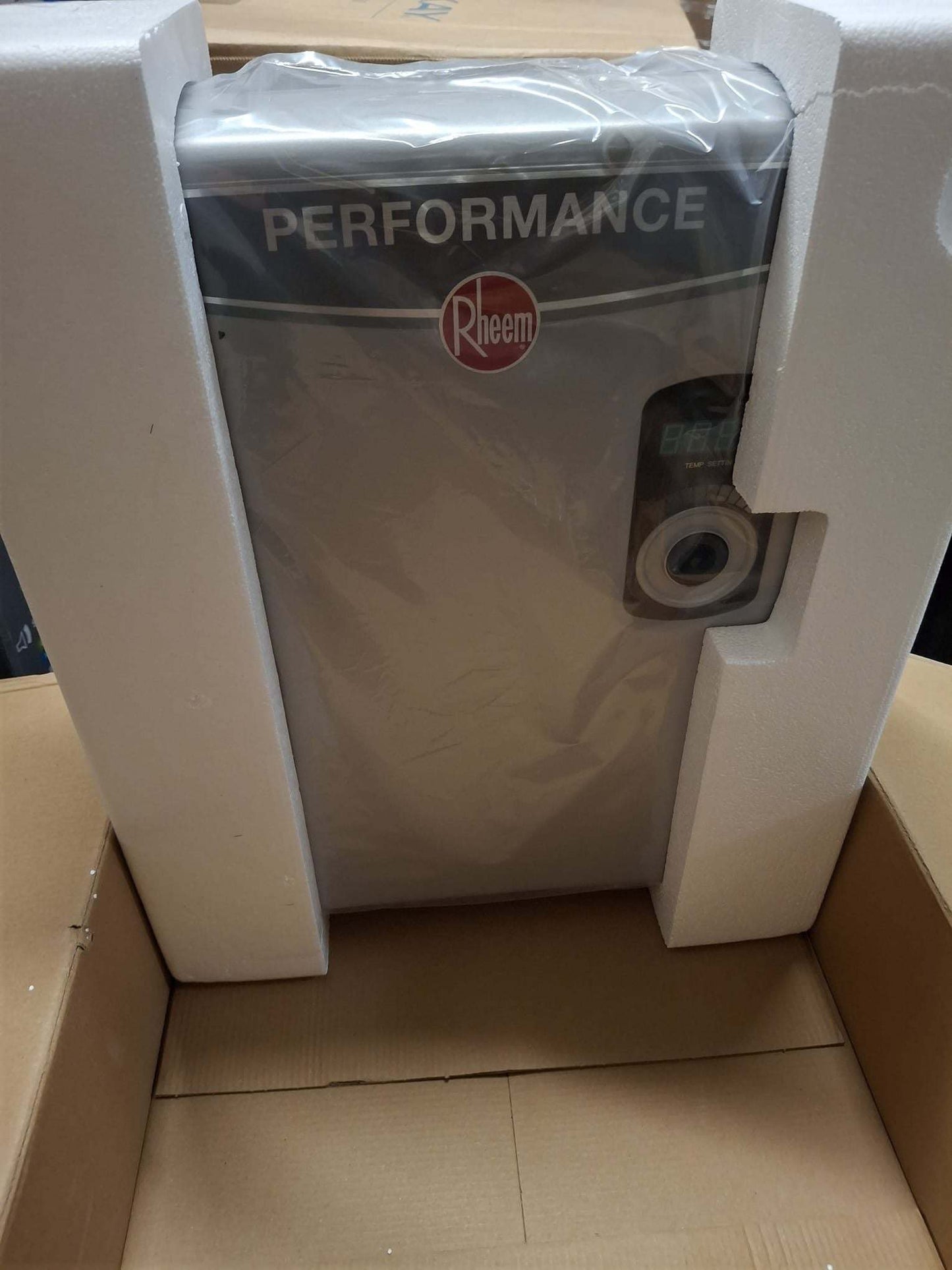 Open Box RHEEM Performance 18 kW 3.51 GPM 240-Volt Self-Modulating Electric Tankless Water Heater