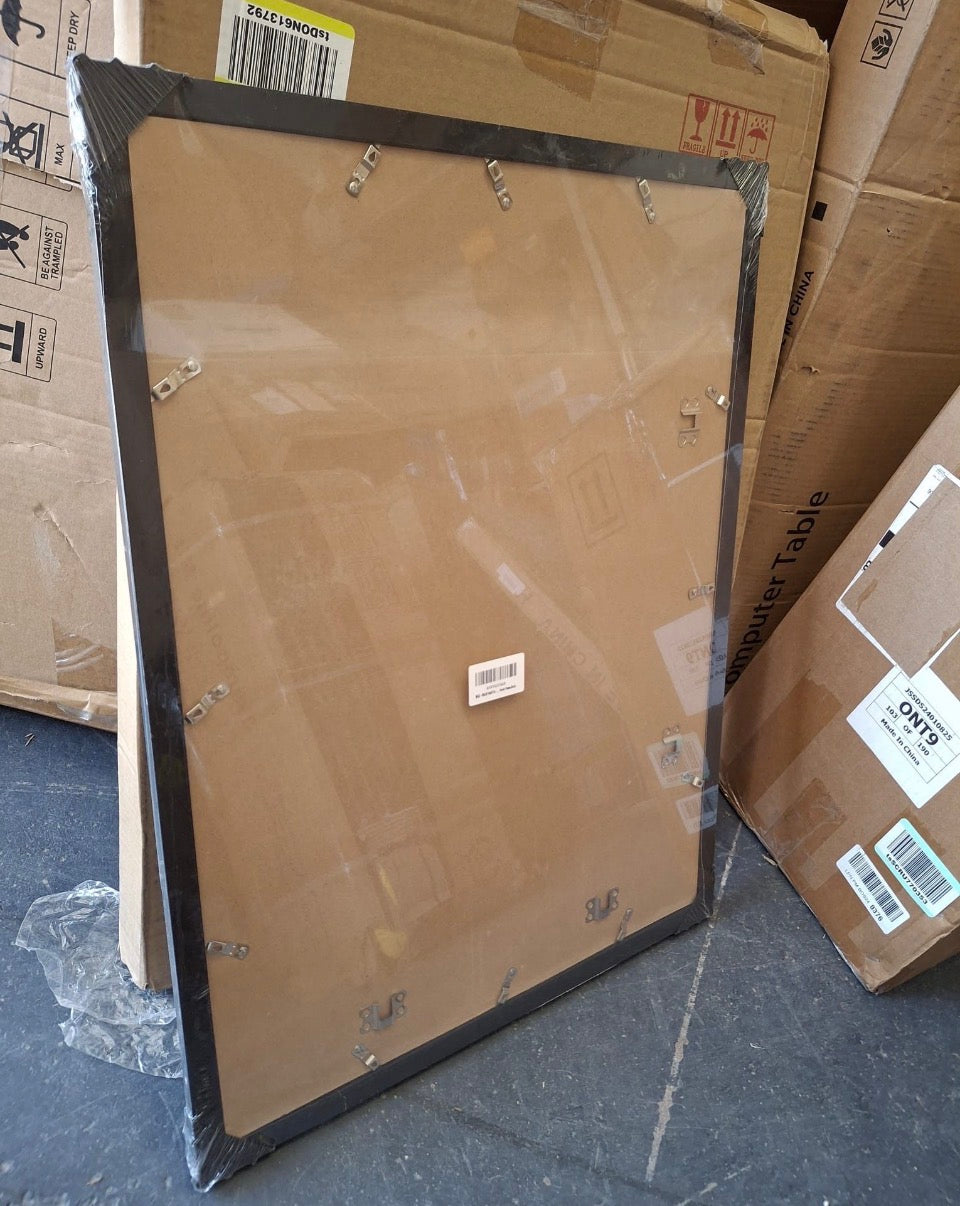 Open Box PEALSN 18x24 Picture Frame, Display Pictures 16 × 20 with Mat or 18 x 24 Without Mat for Wall Mounting Display, Poster Frames, Black