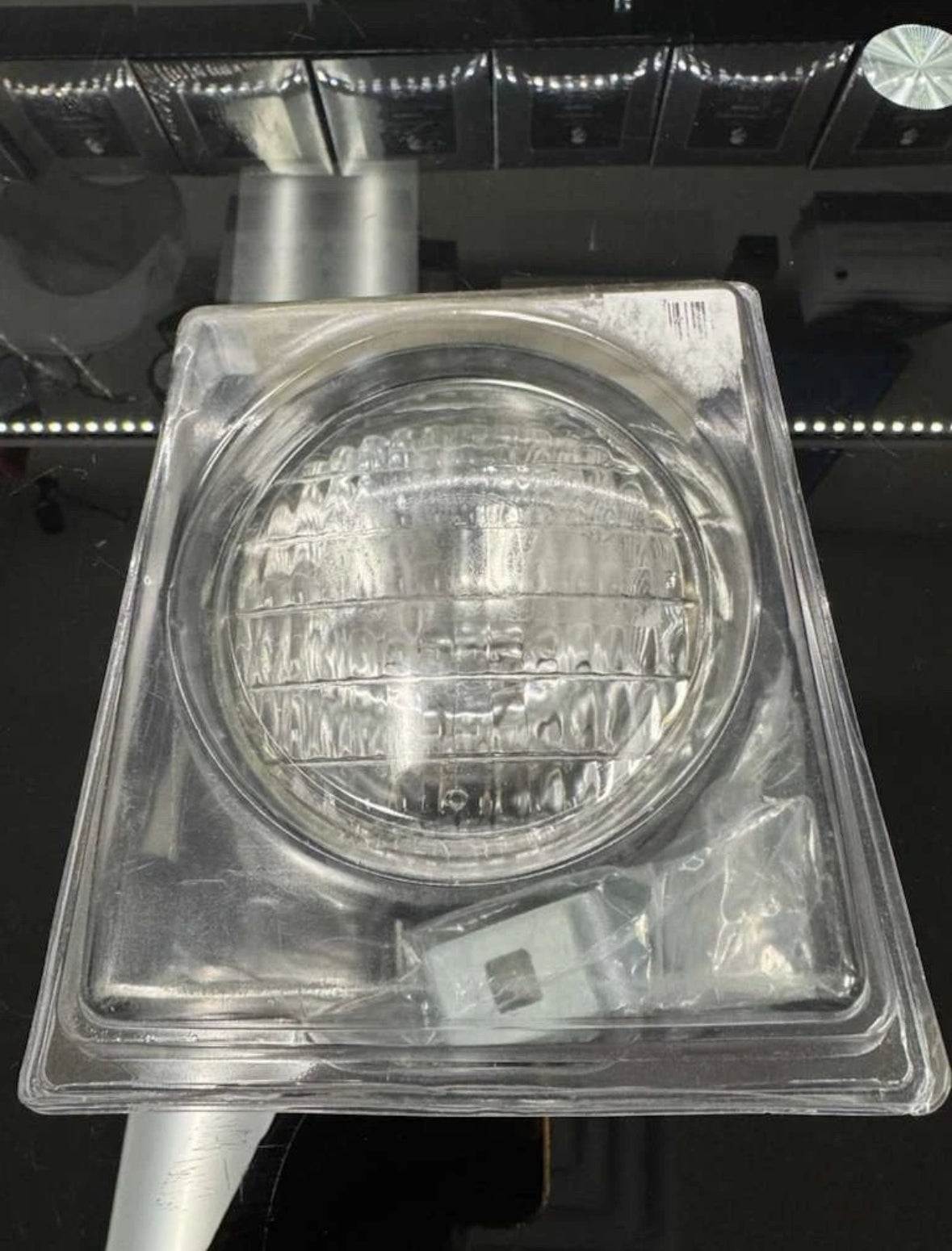 Peterson Manufacturing V507 Tractor Light