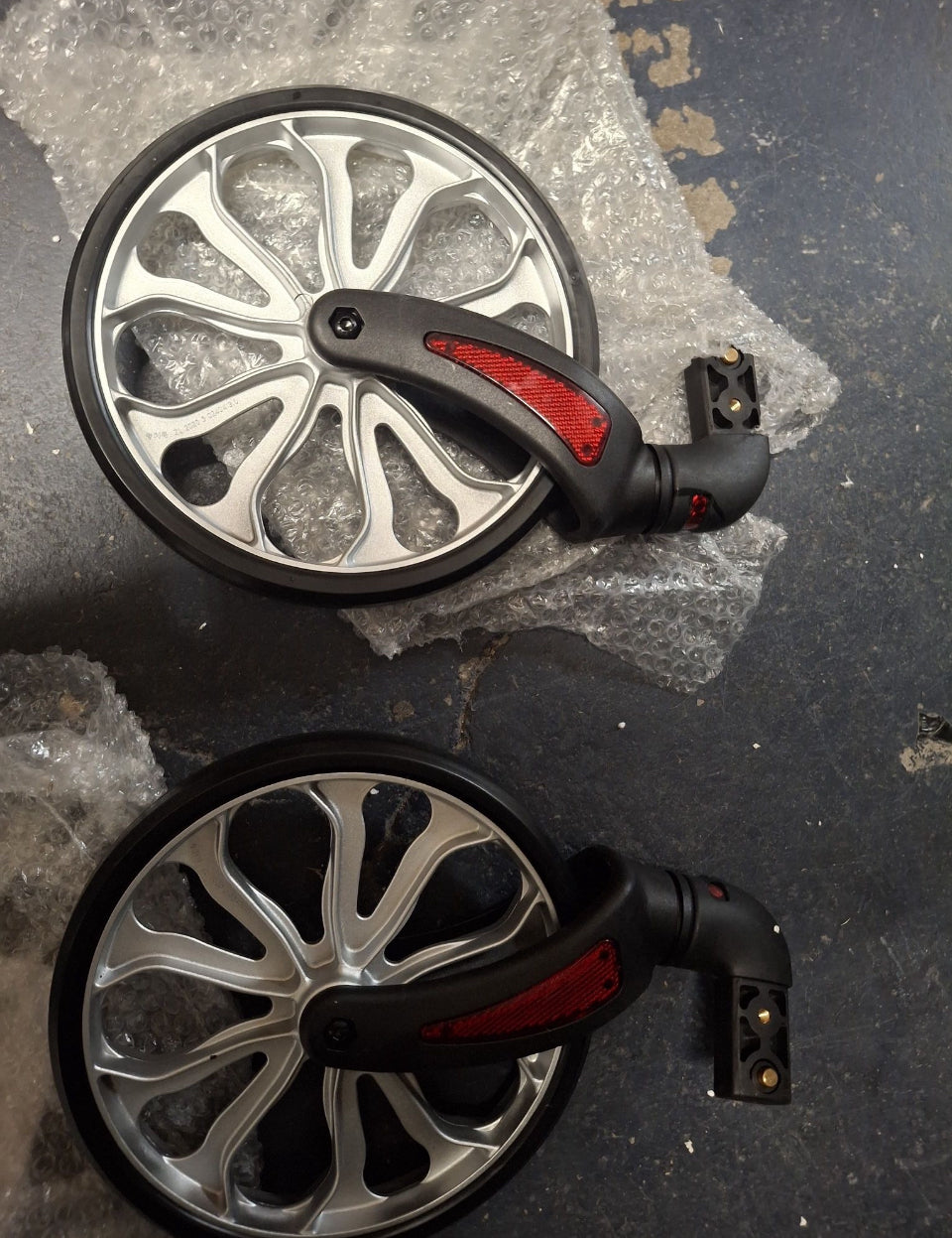 Open Box New HEAO Rollator Walker with Seat, Shock Absorber Rolling Walker for Senior with Cup Holder, Lightweight Foling Mobility Walking Aid Red