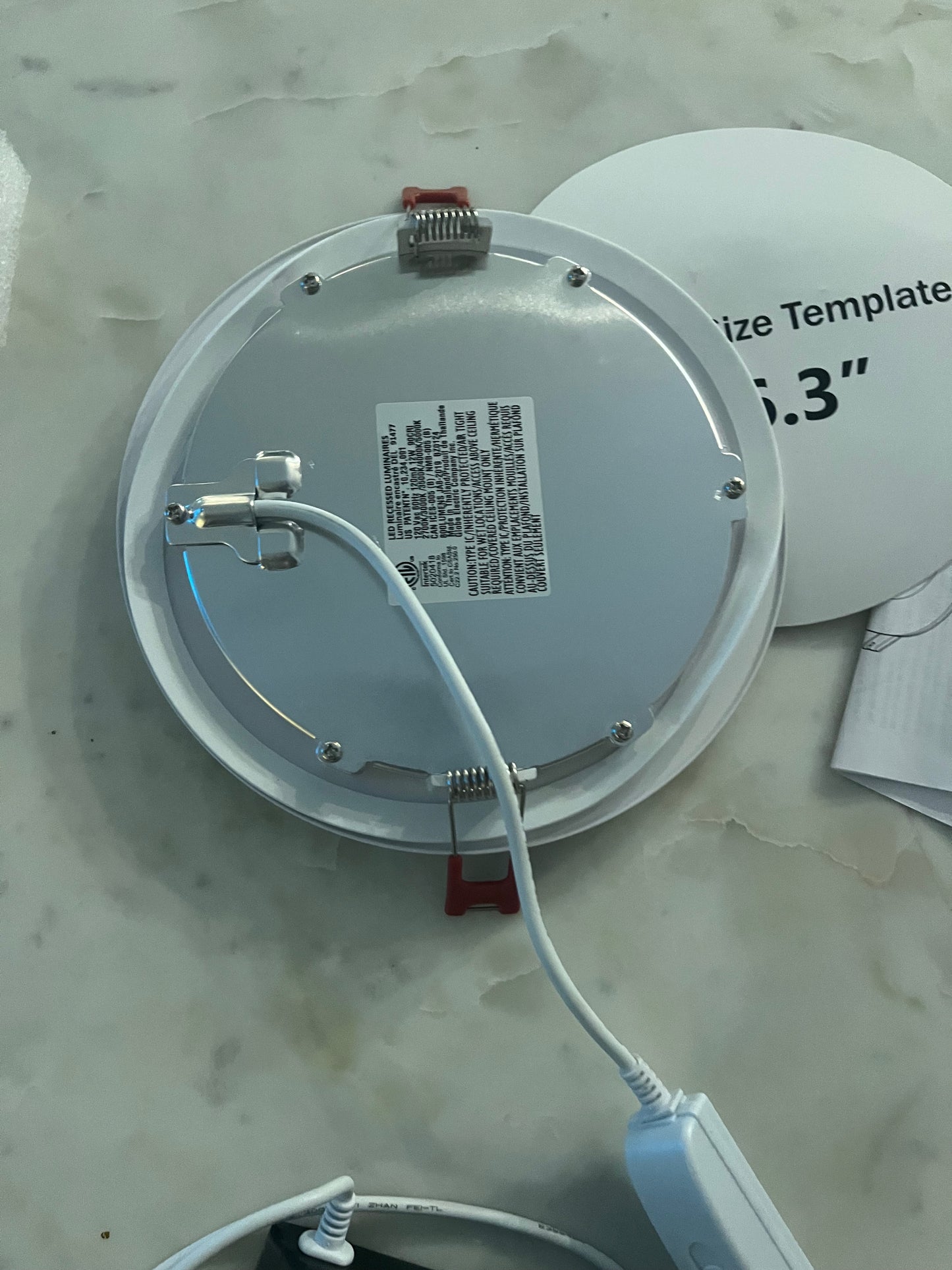 Commercial Electric Ultra Slim Integrated LED 6 in Round Adj Color Temp Canless Recessed Light for Kitchen Bath Living rooms, White