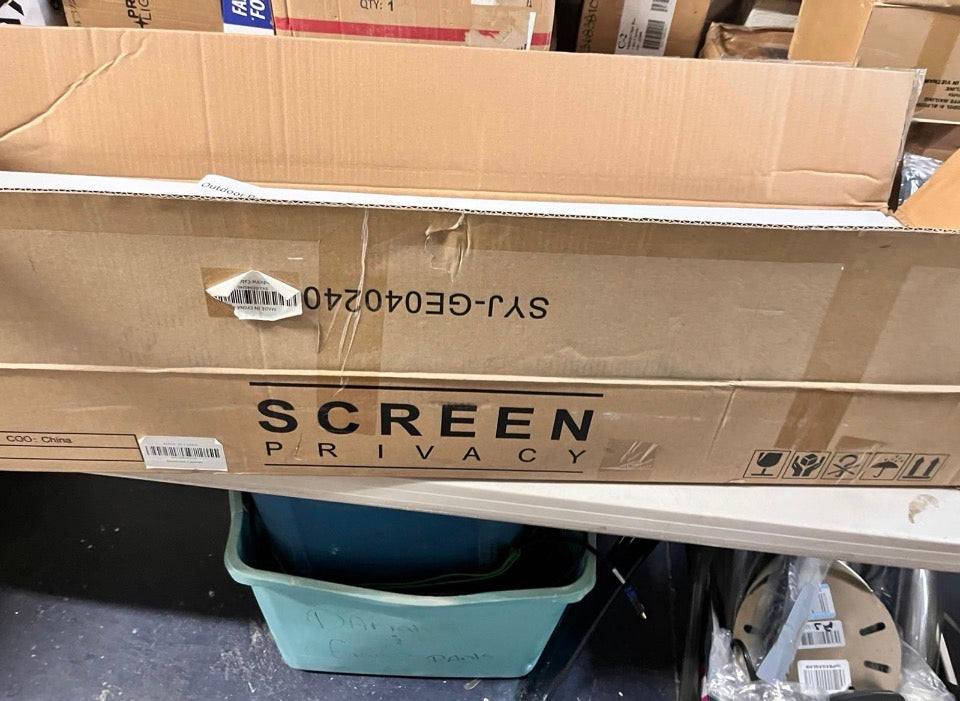 OPEN BOX NEW Metal Outdoor Privacy Screen By Dovelina