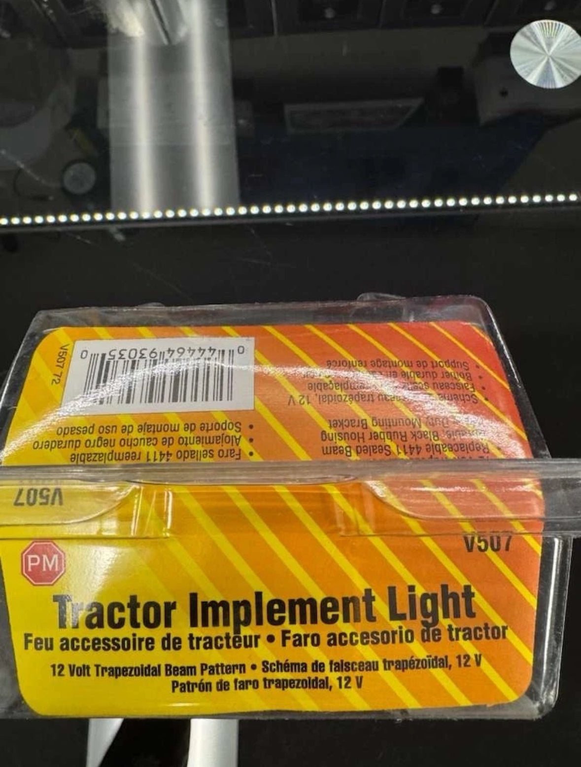 Peterson Manufacturing V507 Tractor Light