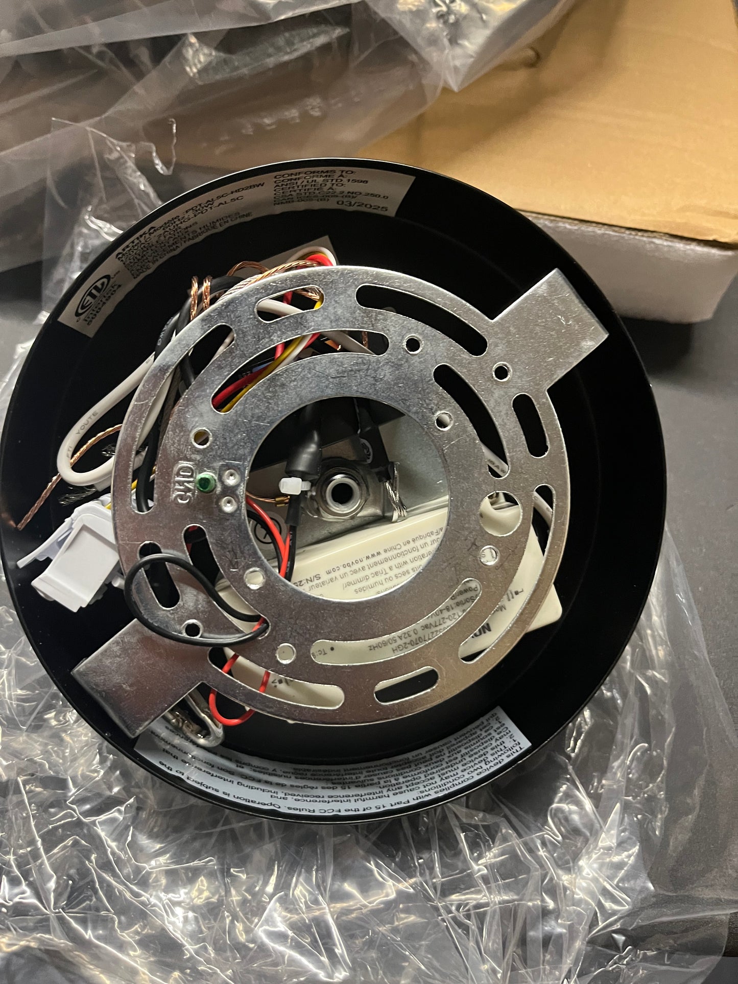 Artika Alton 43-Watt Integrated LED Black 5 CCT Modern Hanging Pendant Chandelier Light Fixture for Dining Room or Kitchen