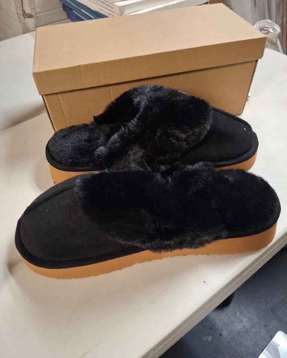 Open box Stlozpa Platform Slippers for Women Memory Foam,Fluffy Comfy Soft Warm Slippers for Women, Slip On Plush Bedroom Shoes Women Indoor and Outd