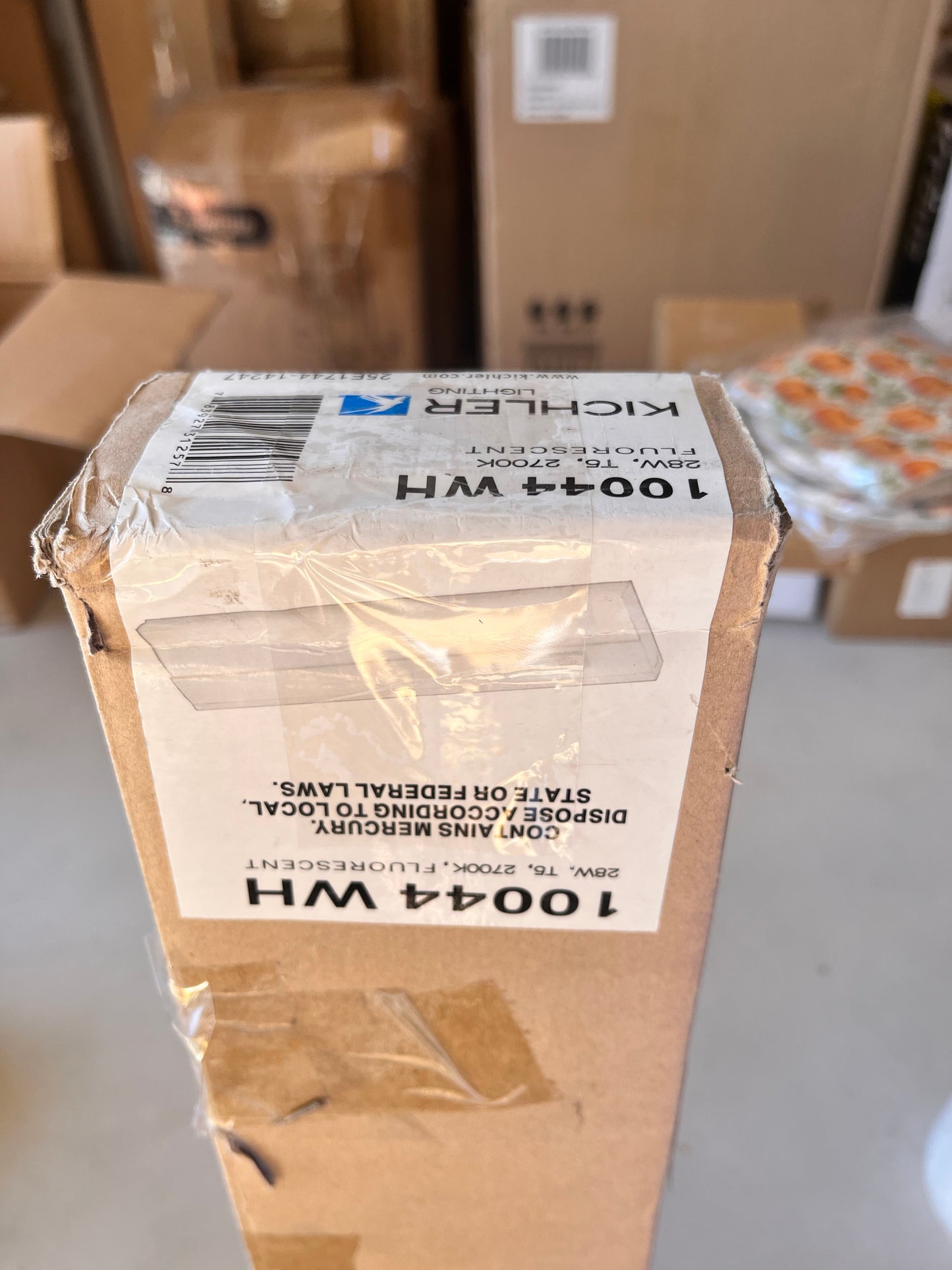 Open Box New Kichler 10044WH DIRECT-WIRE FLUORESCENT 28W