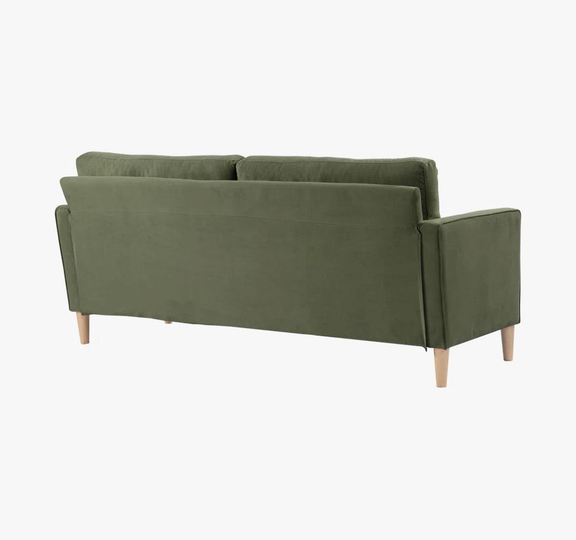 Mercury Row Garren 75.6 Tufted Sofa GREEN