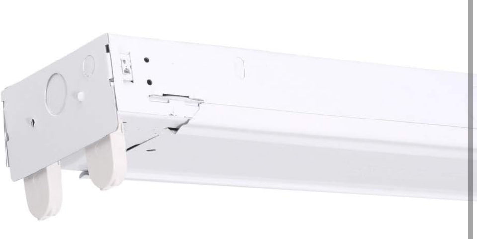 Lithonia Lightning Two-Light T8 C 232 120 GESB Fluorescent Strip Light, 32 watts, 4-feet,120 Volts, White
