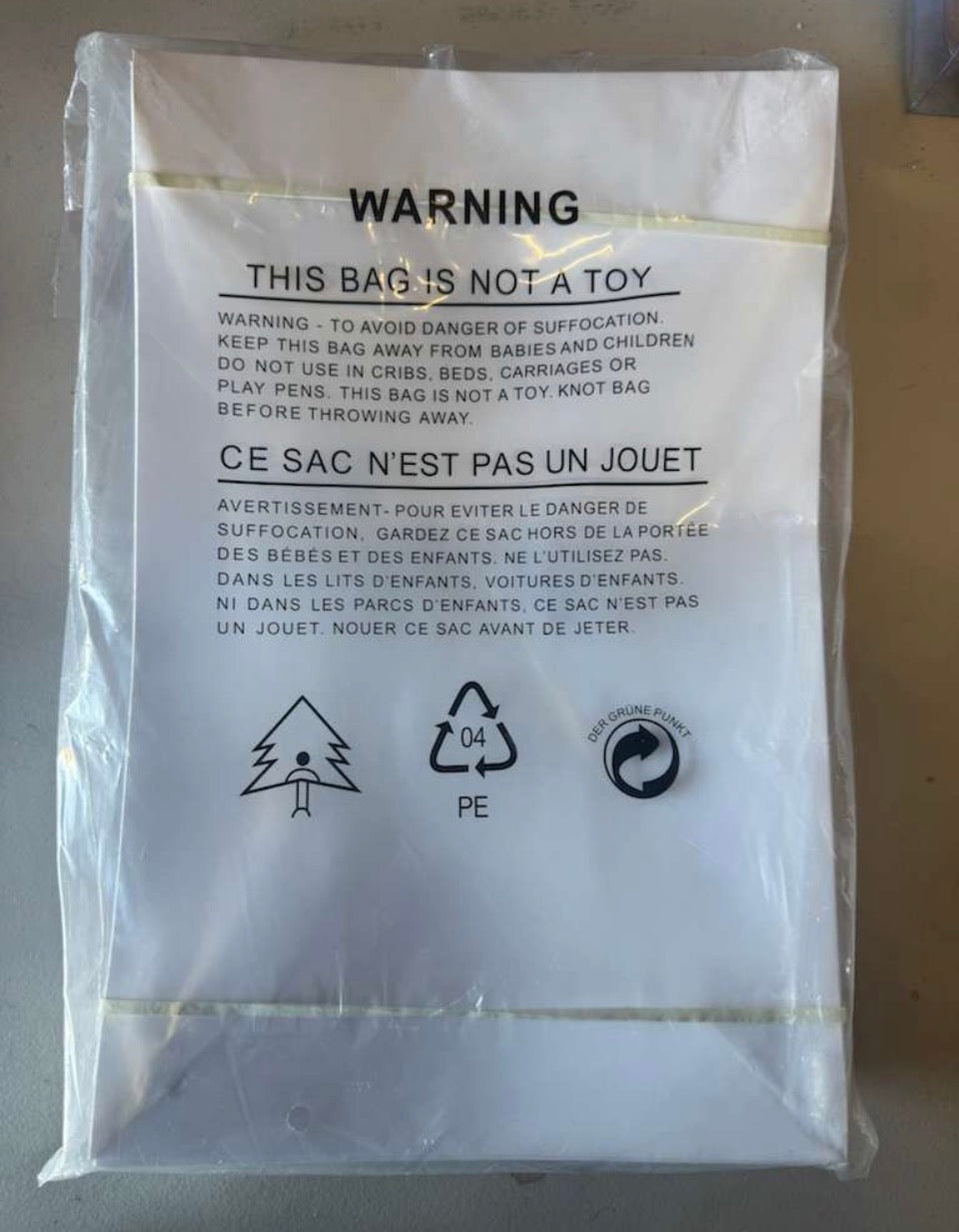 Brand New Uvaluefeet 12 Pack Christmas Gift Boxes with Lids, Patterned Shirt Clothes Boxes(12 Clothing Gift Boxes, 4 Designs: 3 Pieces Per Design & 1