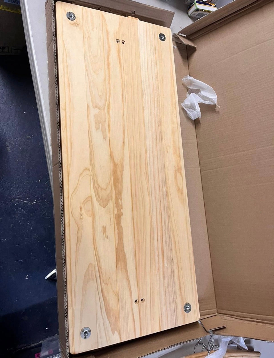 OPEN BOX NEW Angel Sar 38.2 in. x 15.7 in. x 72.1 in. Solid Wood Modern Clothes Rack with 6 Wooden Hangers, Adjustable Shelf and Wheels