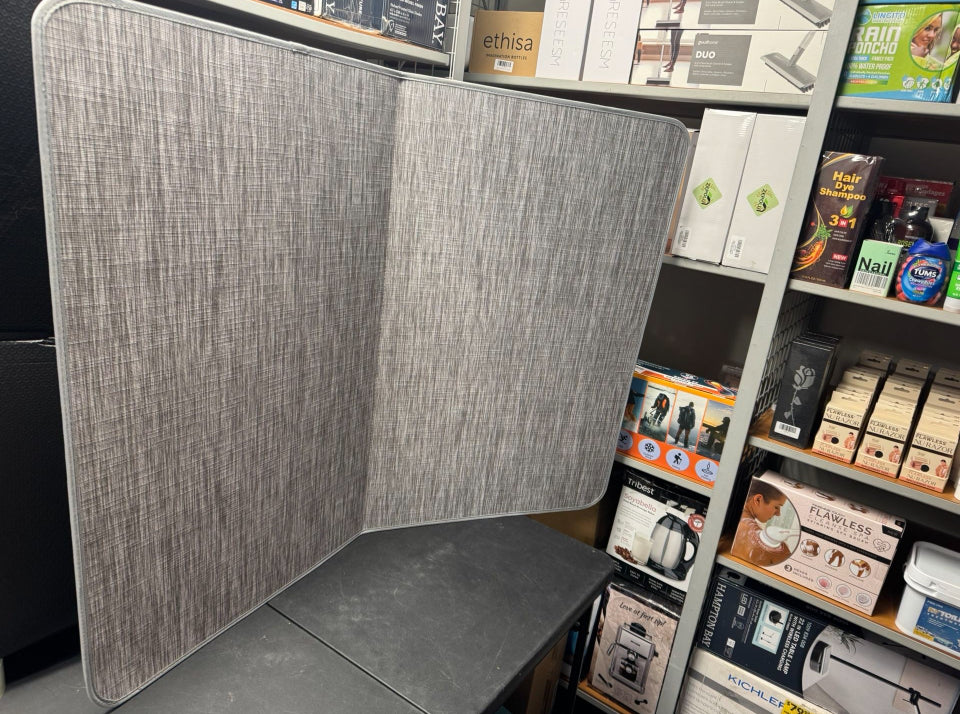 New Perfect for Carpet Floors: Protect Your Floor from Scratches and dust of Any Kind with This Perfect Chair mat for Carpeted Floors. The Office