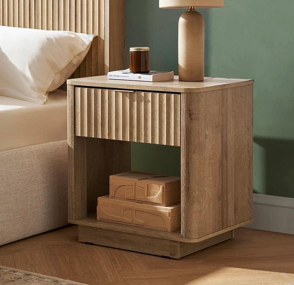 George Oliver Dorcus 21.6" W Nightstand