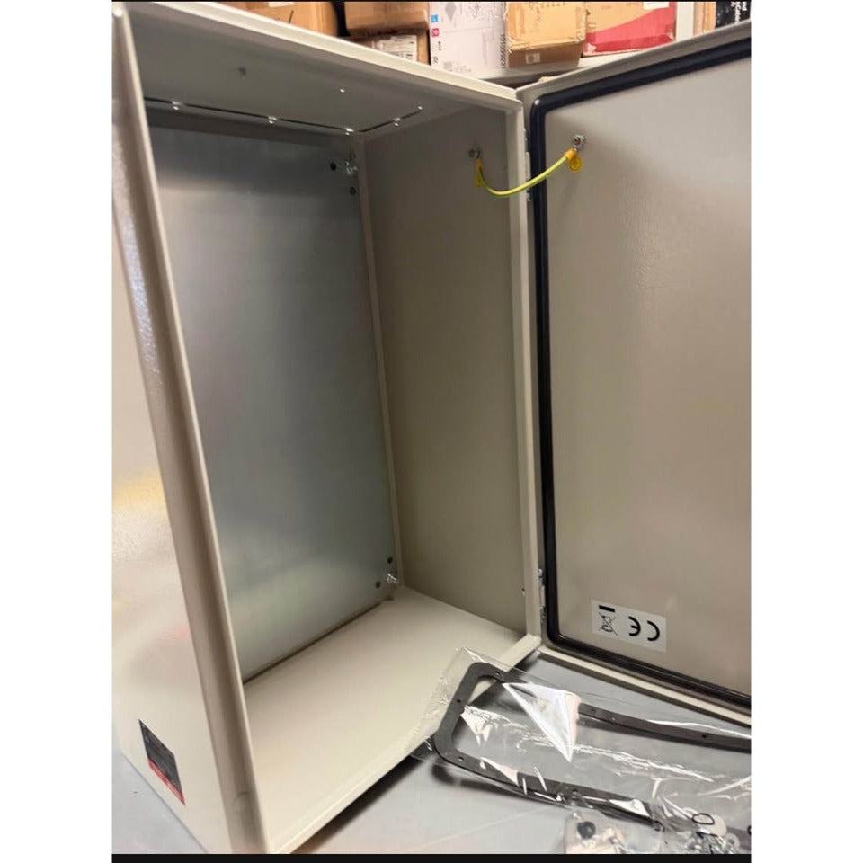 VEVOR Electrical Enclosure 24 in. x 16 in. x 10in. NEMA 4X Carbon Steel Reinforced Lock and Hinge El