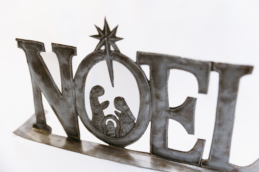 NOEL Standing Art