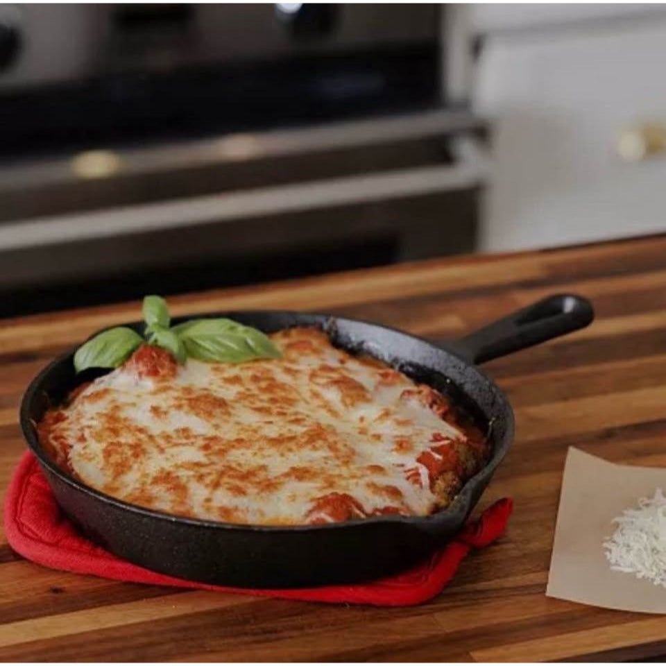 Sedona Kitchen 10"" cast iron skillet"