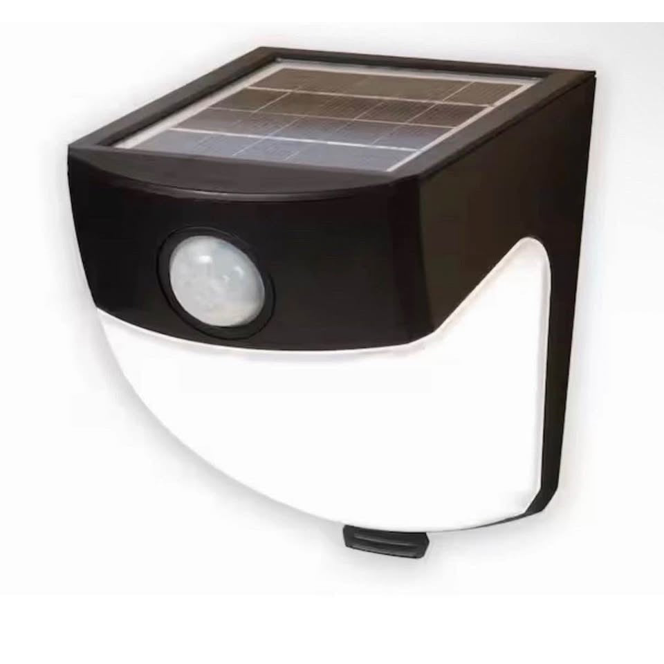 HALO 120-degree black motion activated sensor outdoor light with solar panel and quick-release mount
