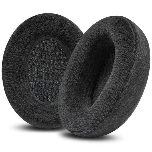 Black Arctis Nova earpads with soft velour texture for enhanced comfort and sound precision in gaming headphones